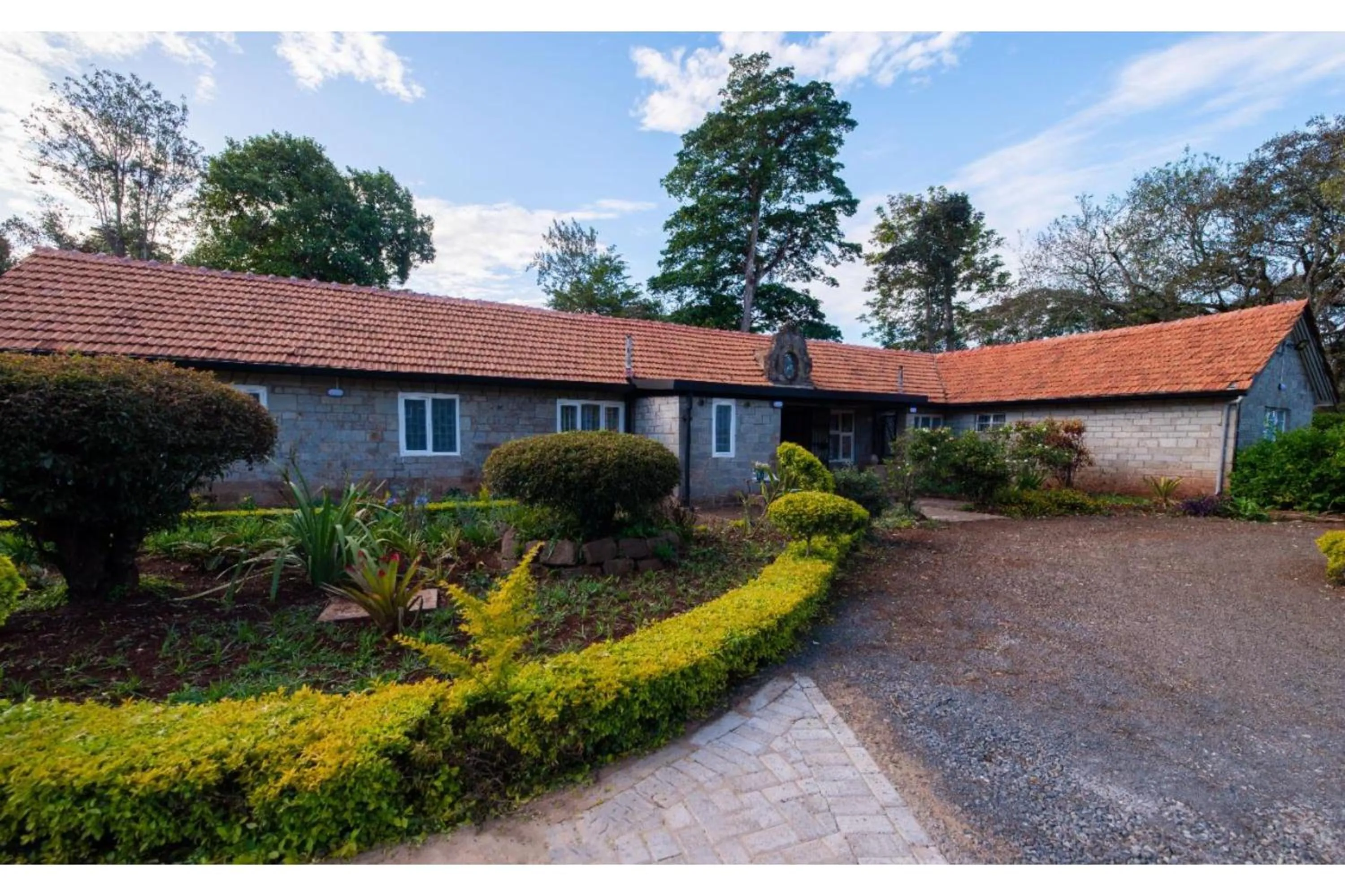 Property building in Kongoni House