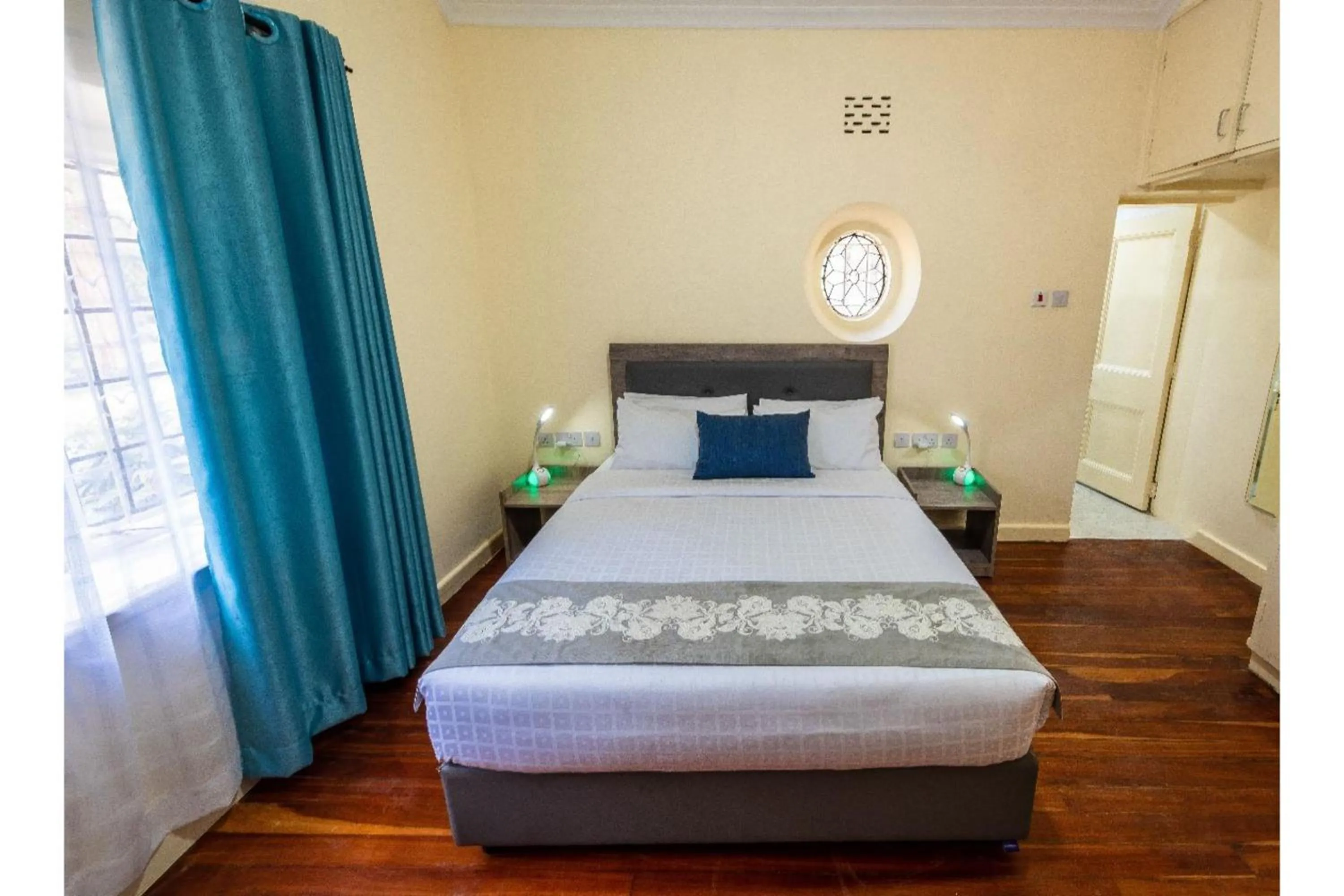 Bed in Kongoni House