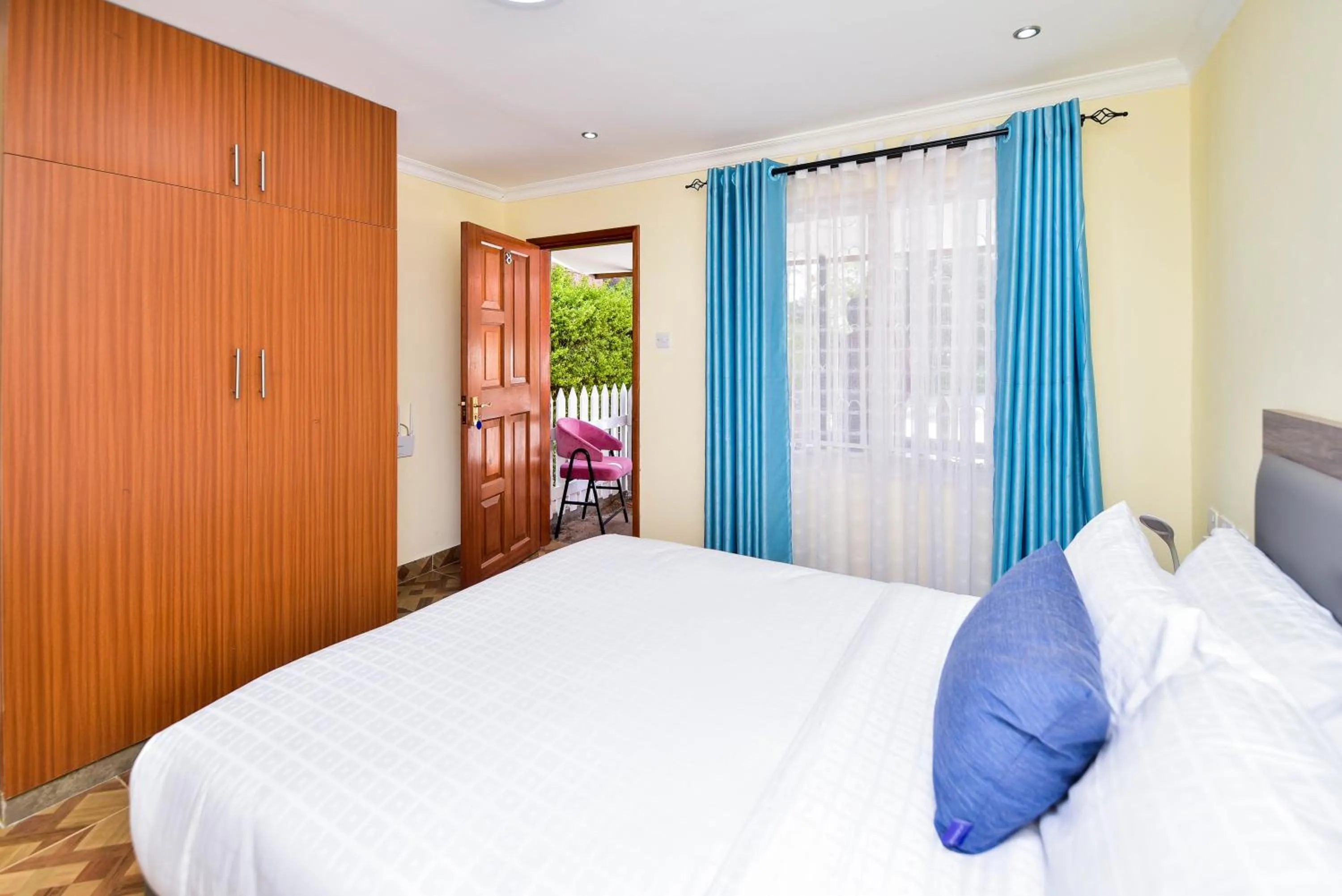 Photo of the whole room, Bed in Kongoni House