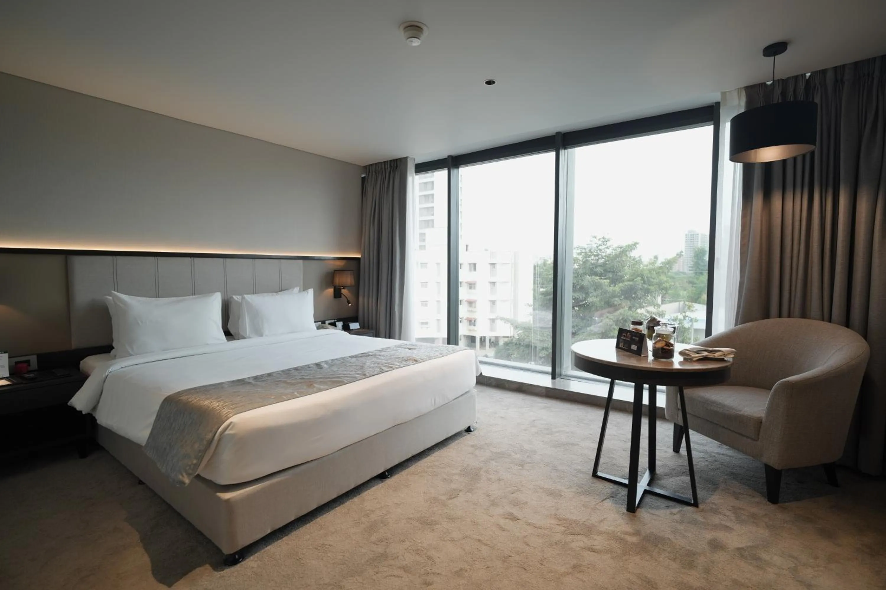 Bed in Essentia Premier Hotel Pune Wakad