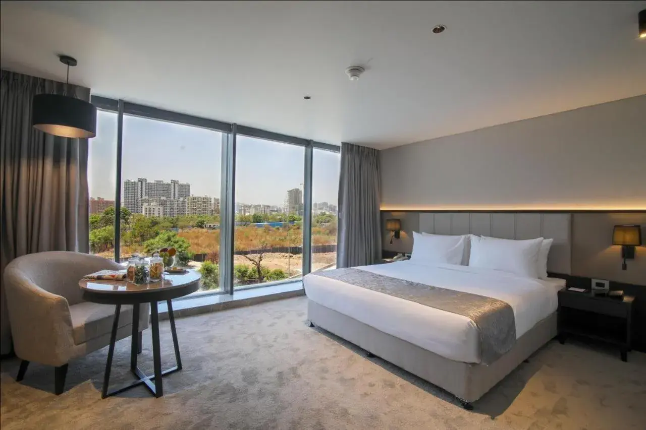 Superior King Room - single occupancy in Essentia Premier Hotel Pune Wakad Superior King Room - single occupancy in Essentia Premier Hotel Pune Wakad