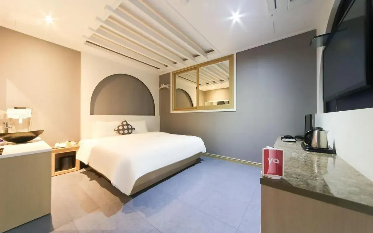 Standard Double Room in W Hotel Standard Double Room in W Hotel