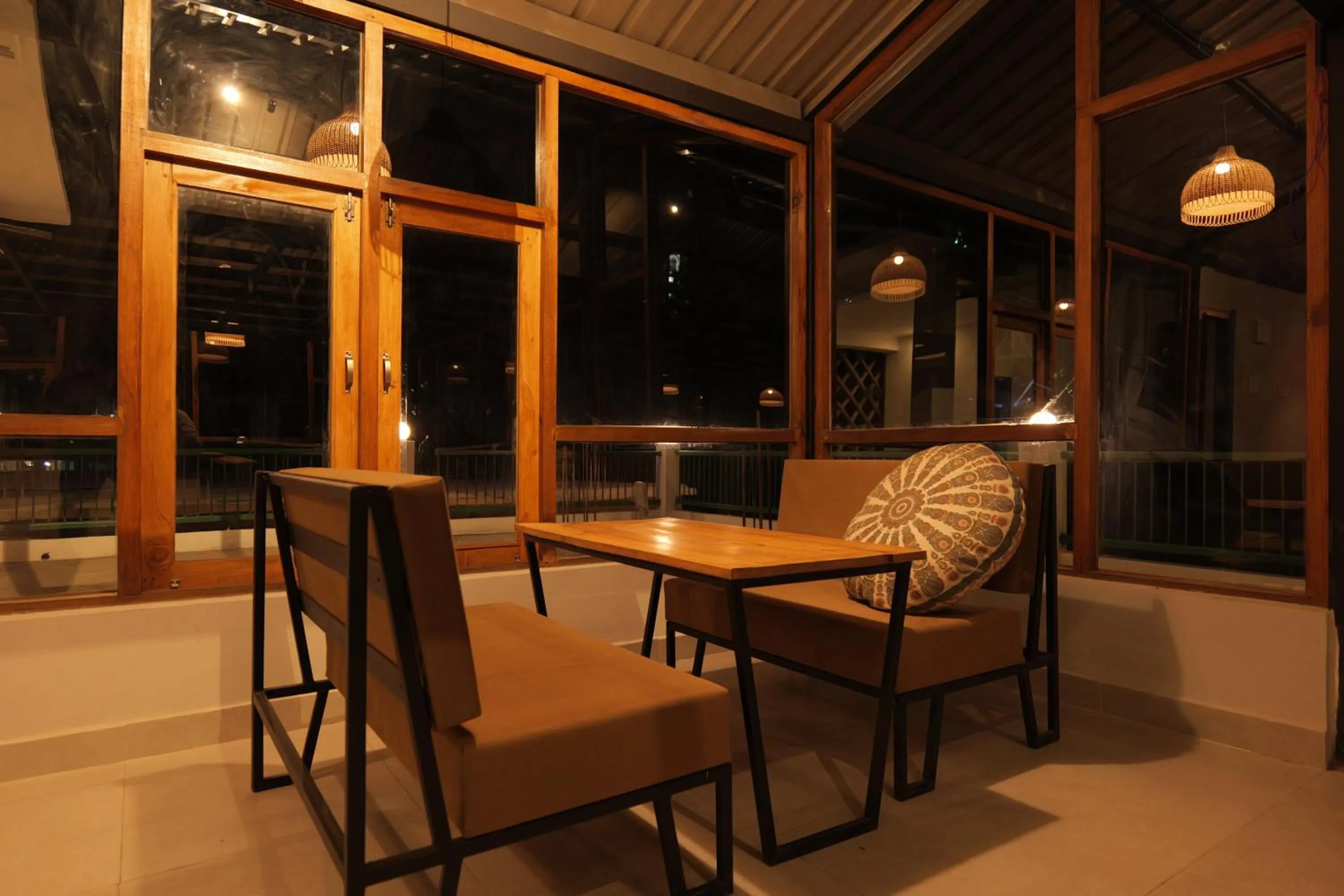 The Trippy Tribe Riverside Hostel Kasol