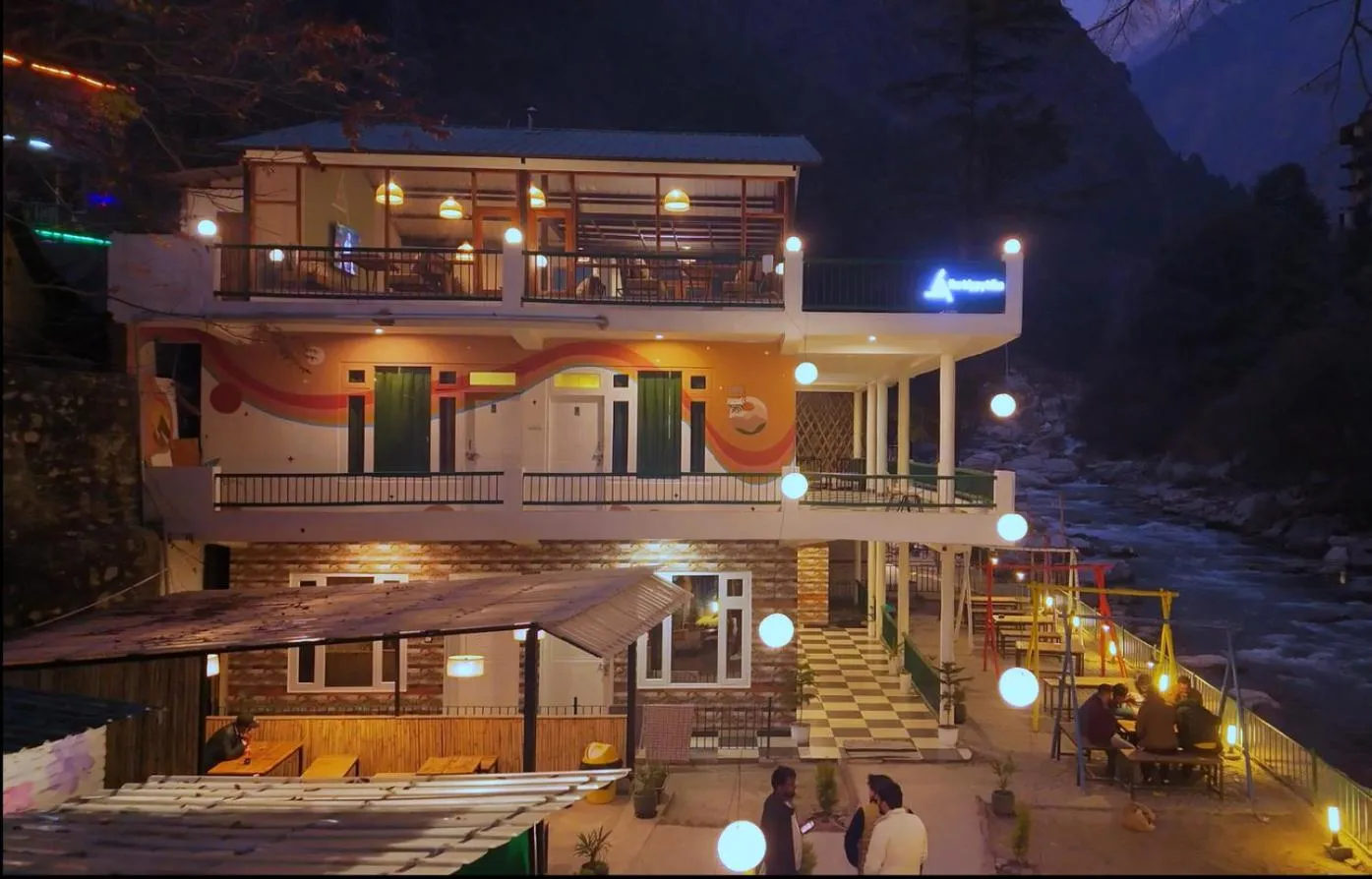 The Trippy Tribe Riverside Hostel Kasol