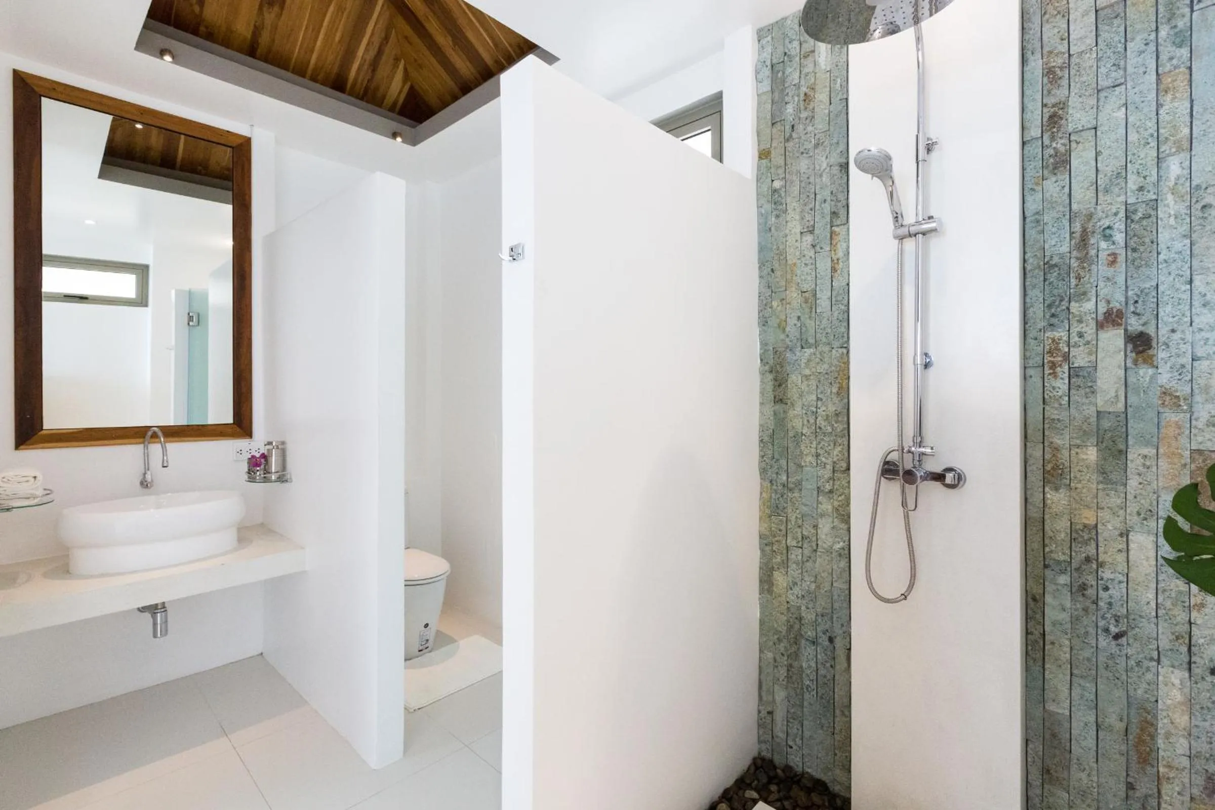 Bathroom in Villa Jaliza - Chaweng Noi
