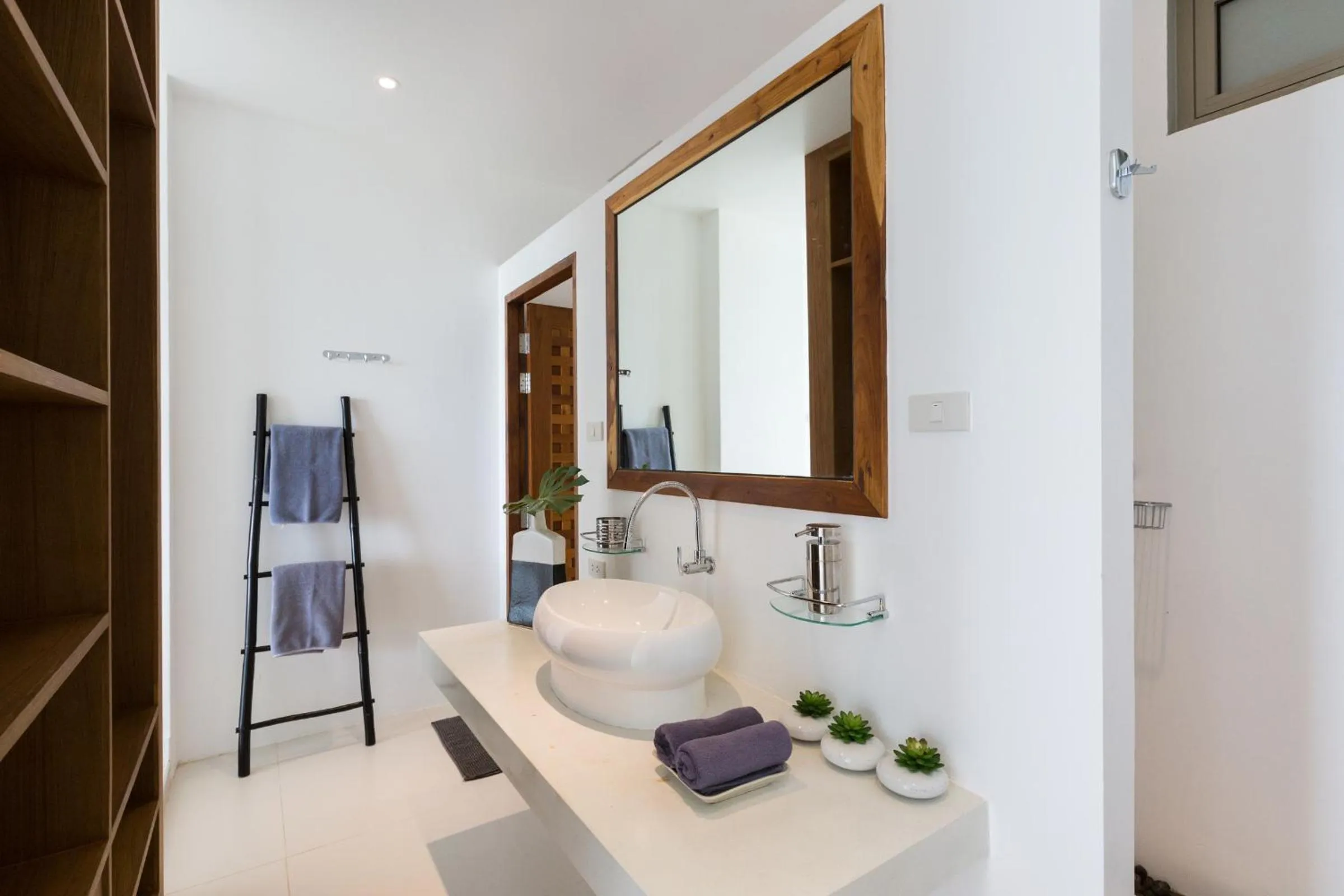 Bathroom in Villa Jaliza - Chaweng Noi