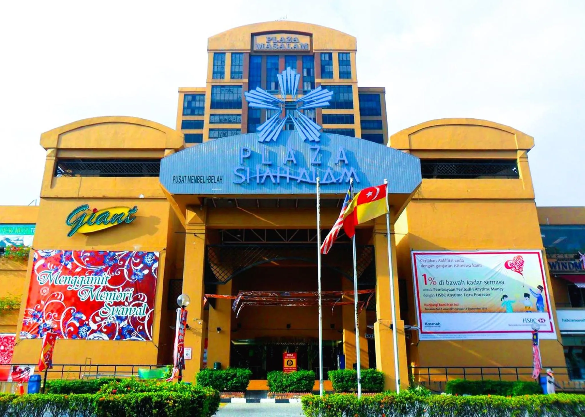 Nearby landmark in ARK Taman Melawati Hotel