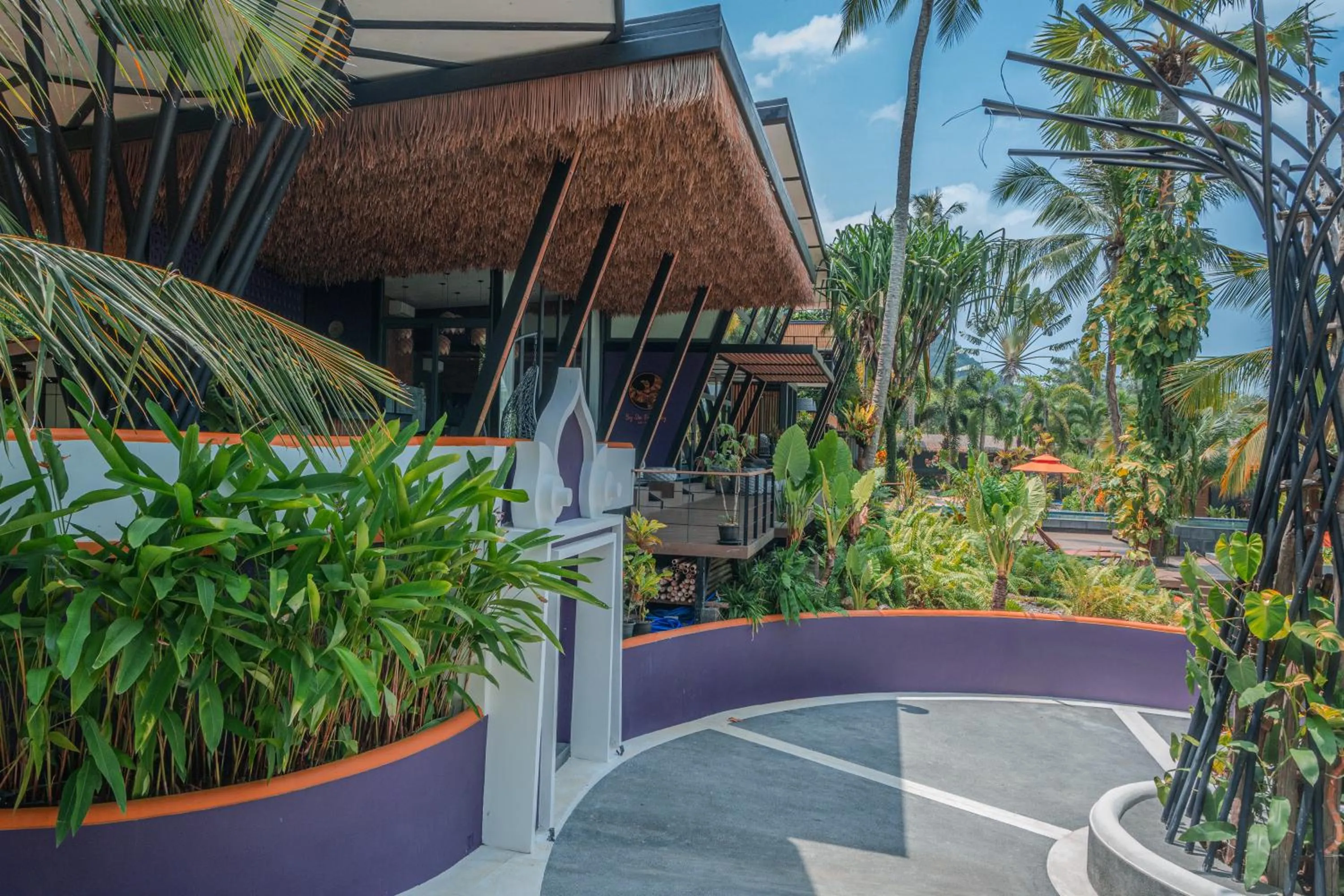 Garden in Big Sun Residences By iRETREAT