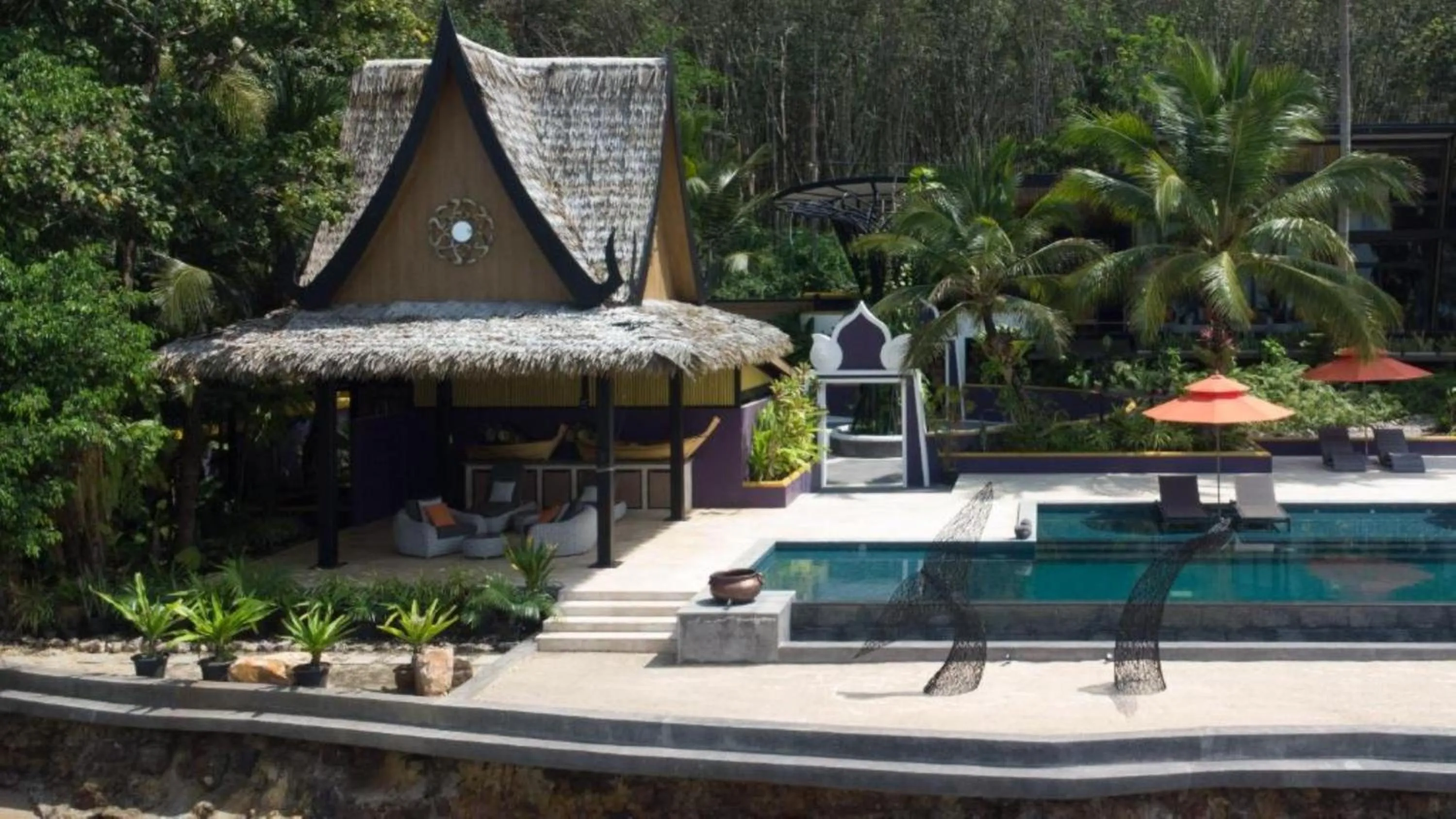 Property building in Big Sun Residences By iRETREAT