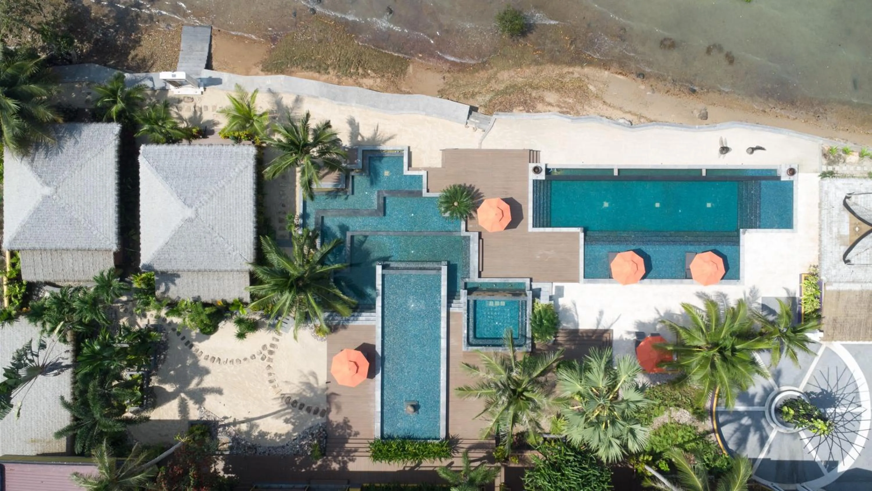 Property building in Big Sun Residences By iRETREAT