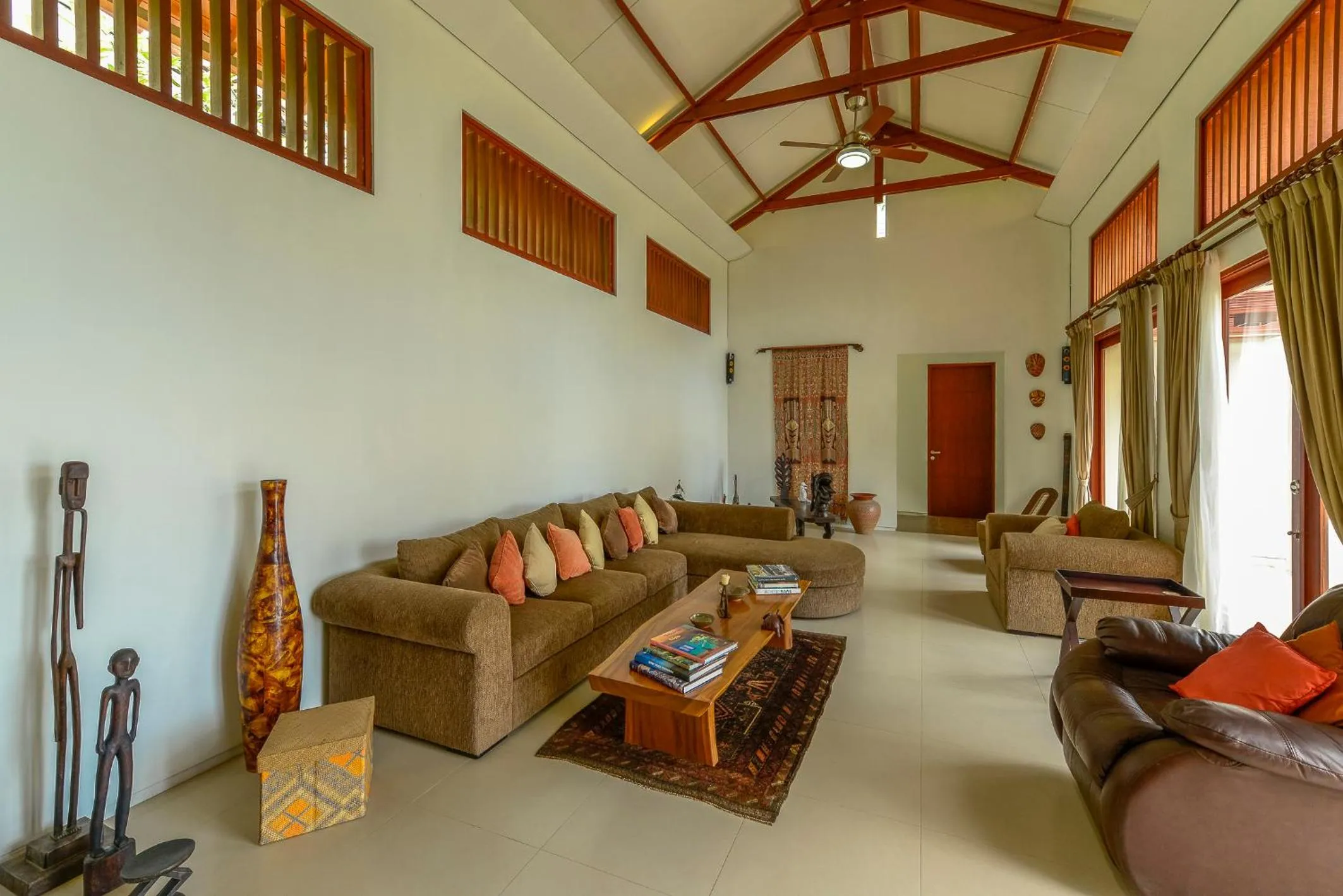 Living room in Villa Karingal