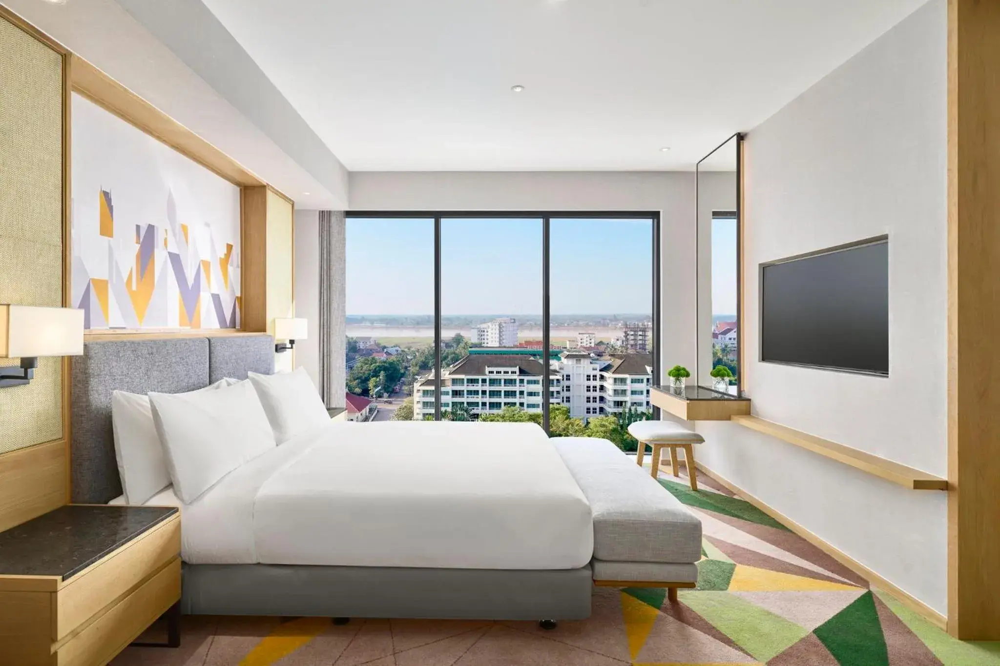 One-Bedroom Suite with Mekong View/Kitchenette/Washer/Dryer in Holiday Inn & Suites Vientiane by IHG One-Bedroom Suite with Mekong View/Kitchenette/Washer/Dryer in Holiday Inn & Suites Vientiane by IHG