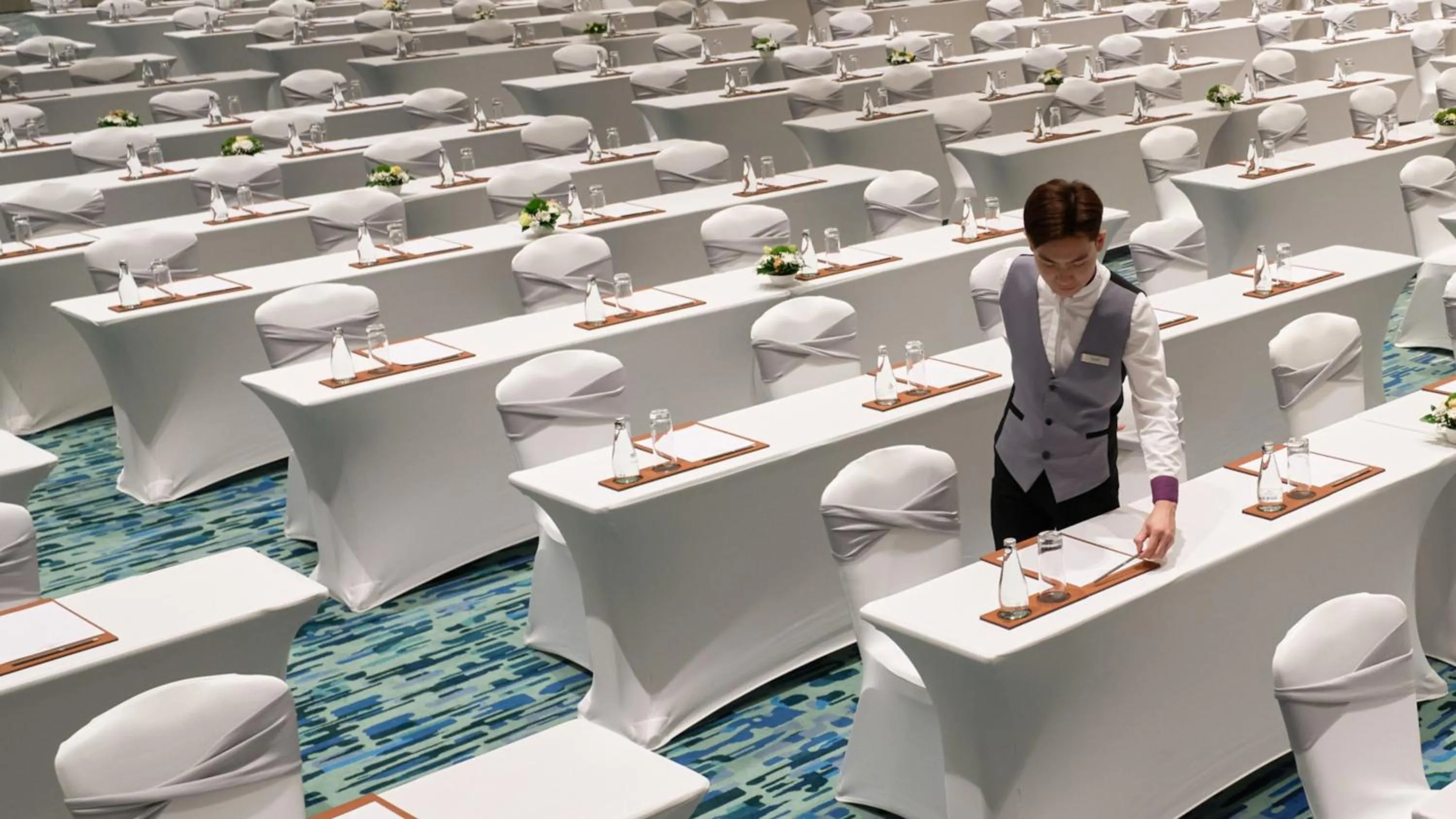 Meeting/conference room in Holiday Inn & Suites Vientiane by IHG