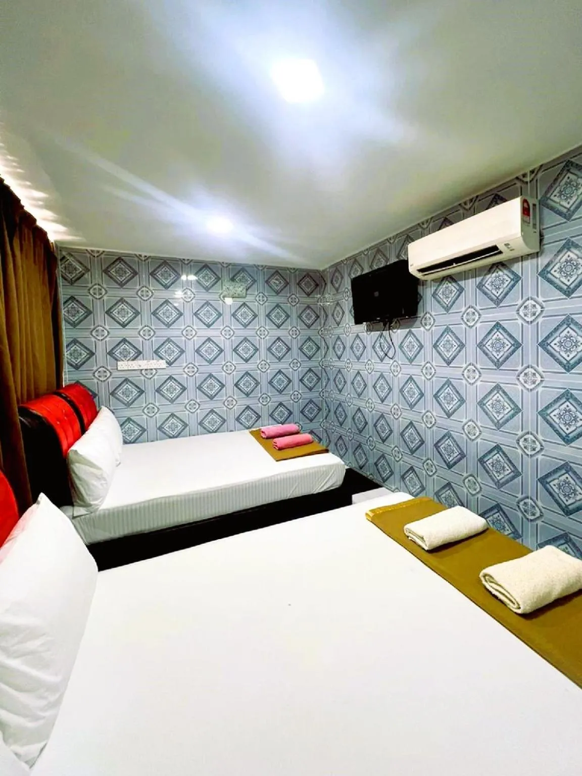 Bedroom, Bed in ARK Hotel Taman Samudra