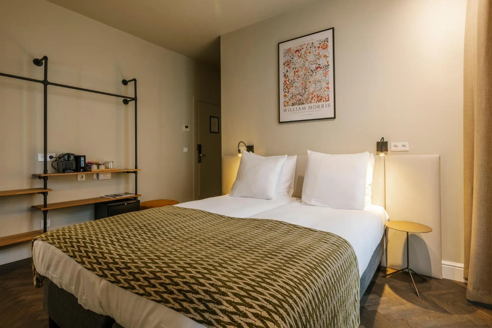 Bed in Hotel Bloemendaal by BHC