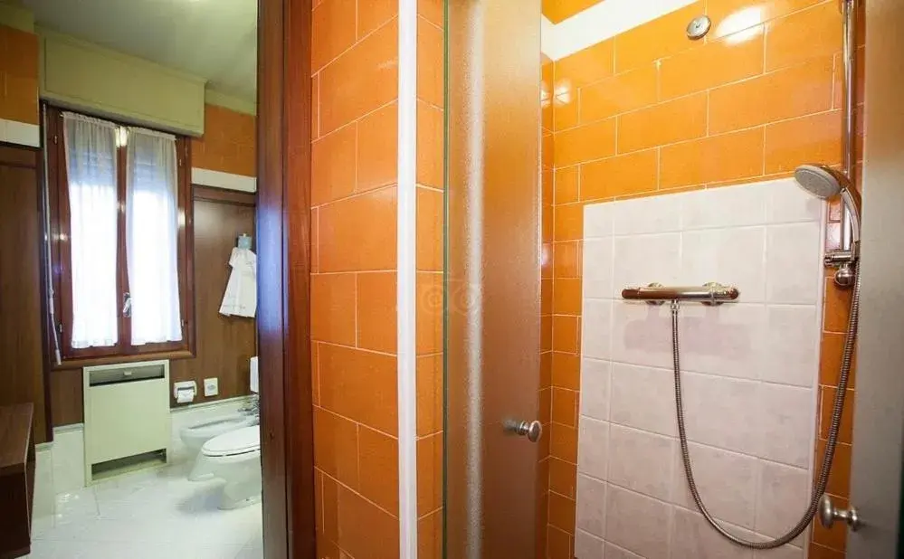 Single Room in Grand Hotel Elite Single Room in Grand Hotel Elite