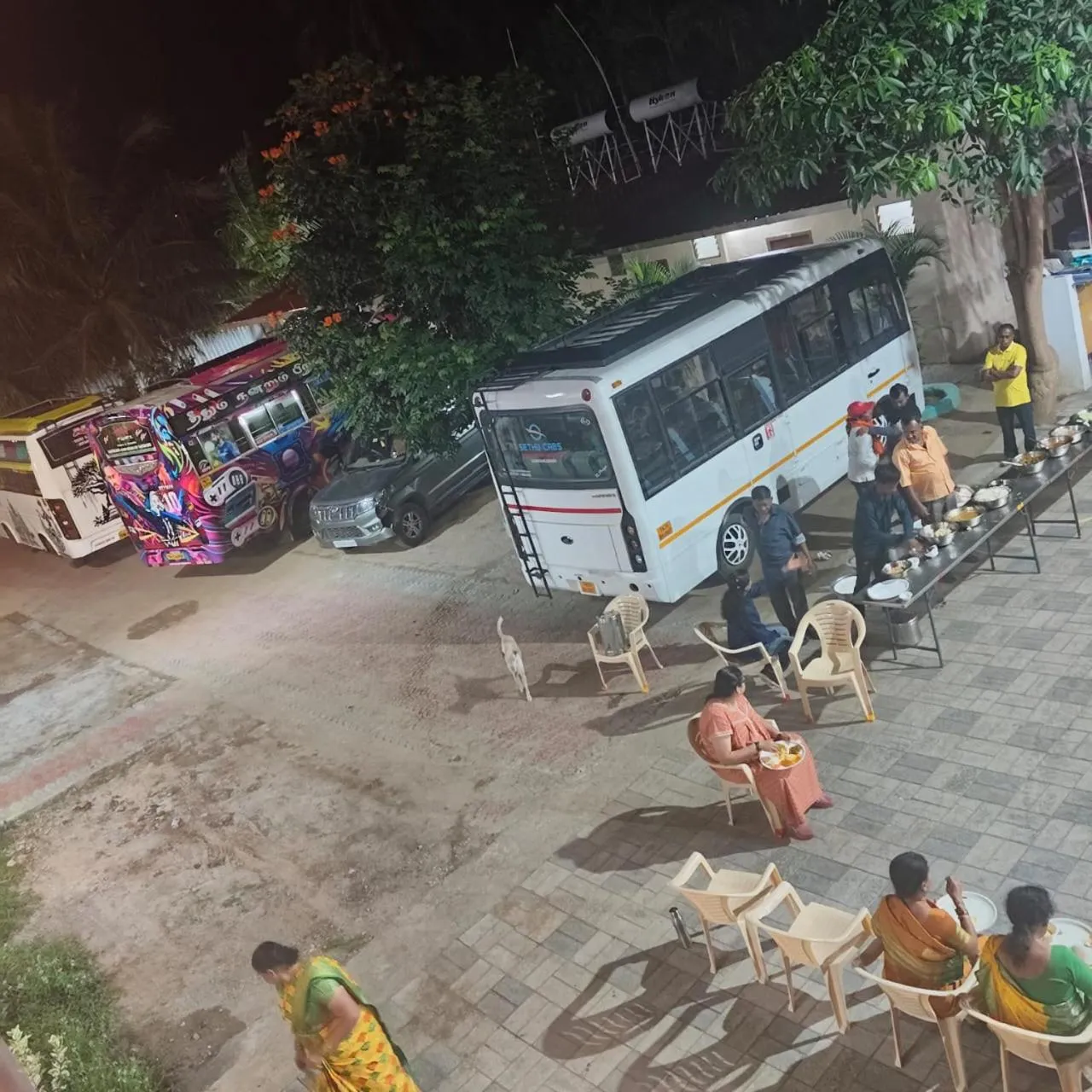 group of guests in Aryas Residency- Near Isha Foundation Coimbatore & Karunya University