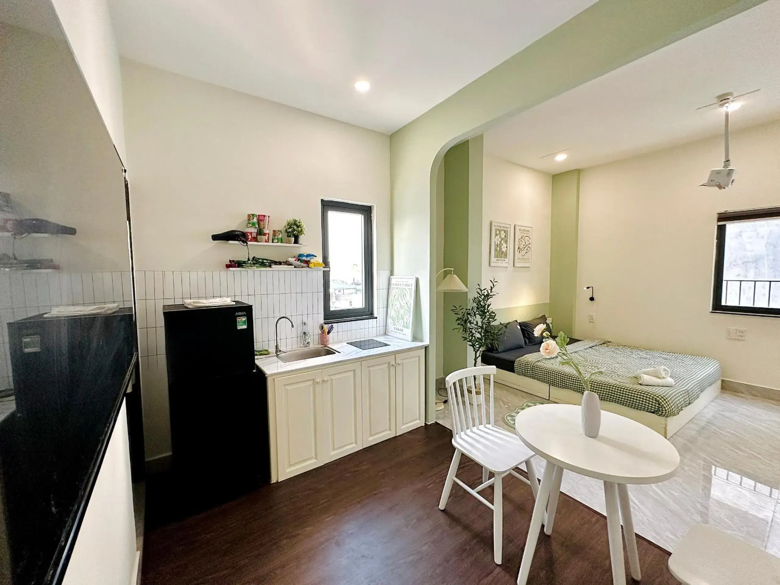 Superior Double Room in Corgi House Danang Superior Double Room in Corgi House Danang