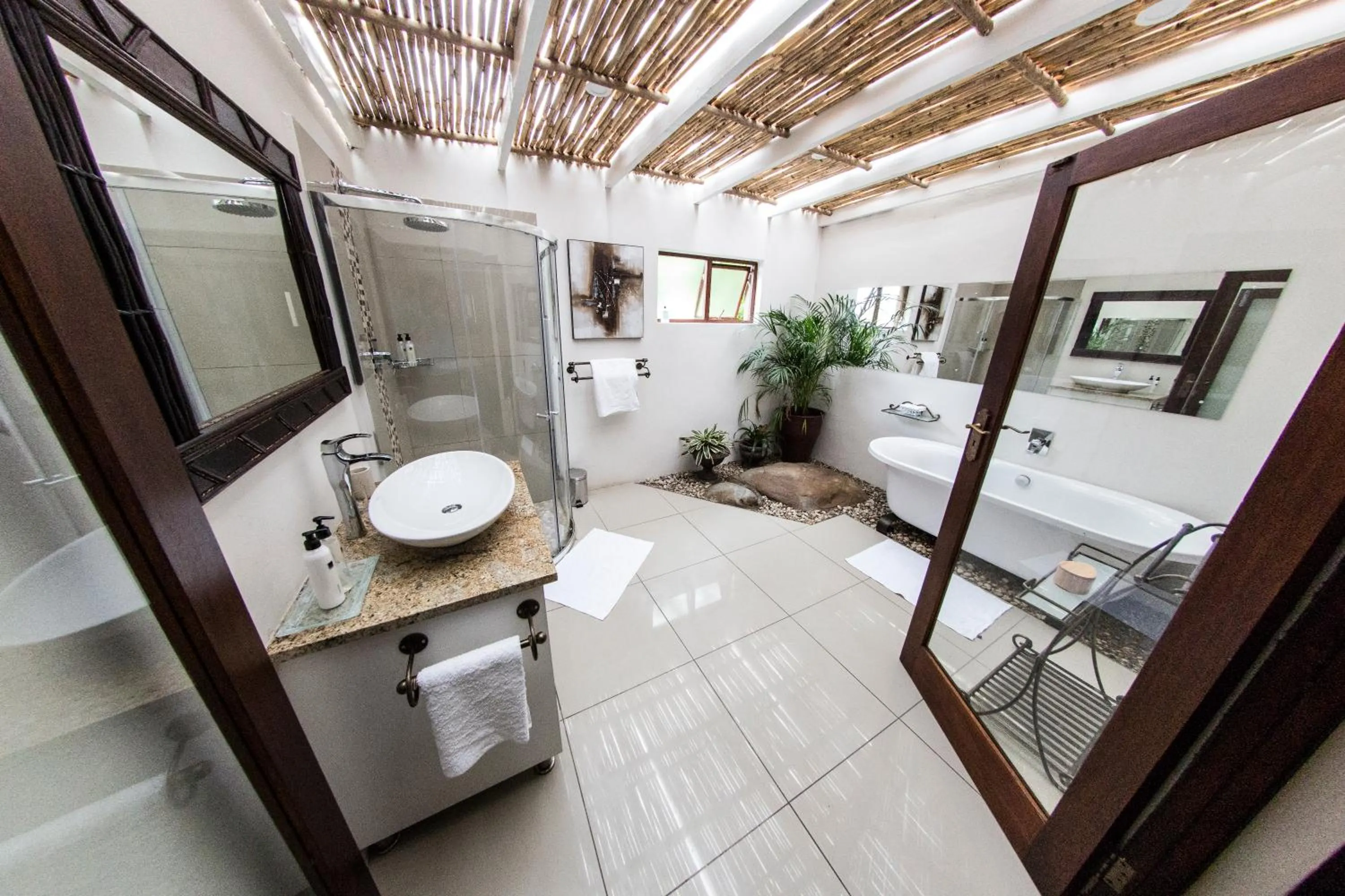 Shower in Fish Eagle Manor