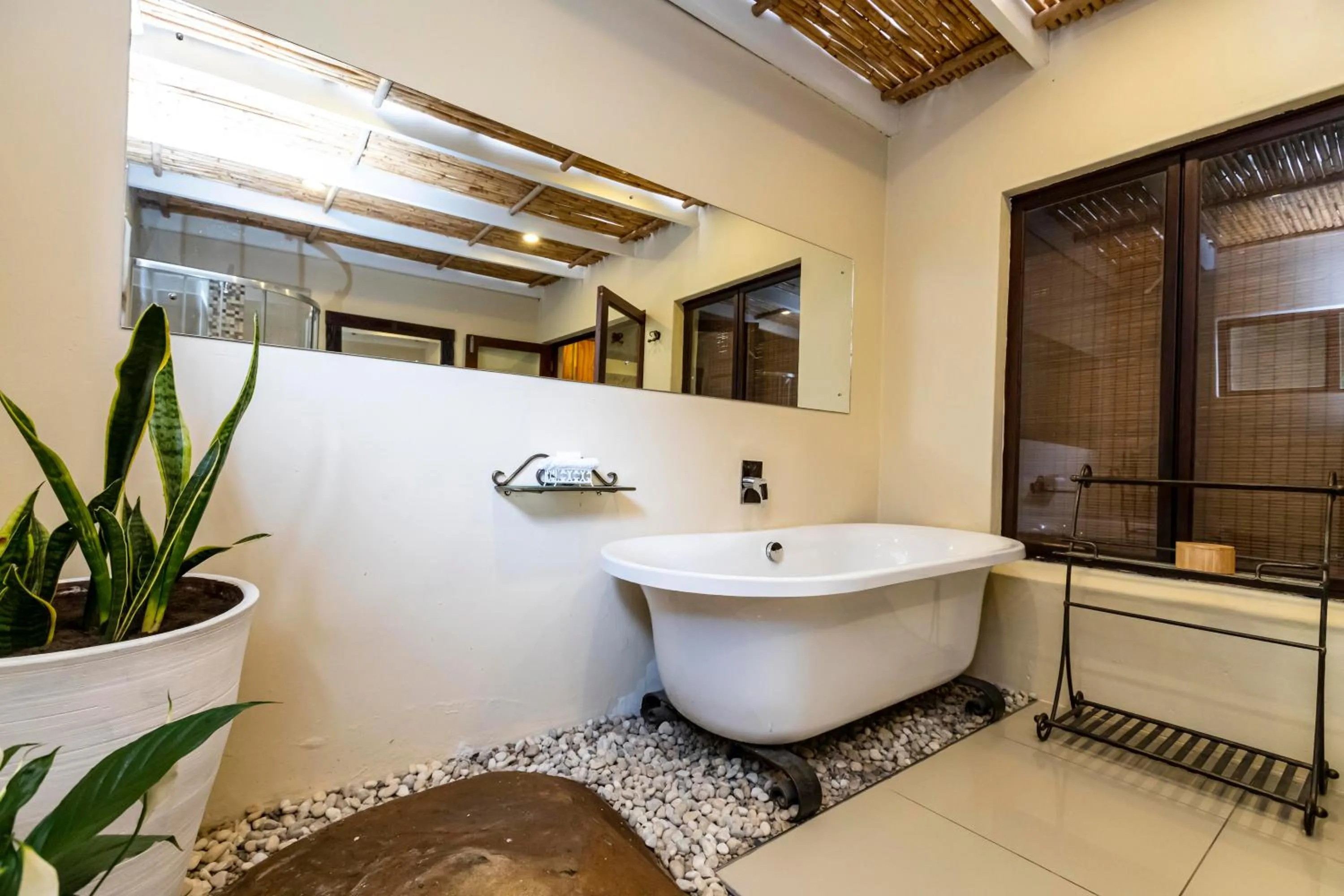 Bathroom in Fish Eagle Manor