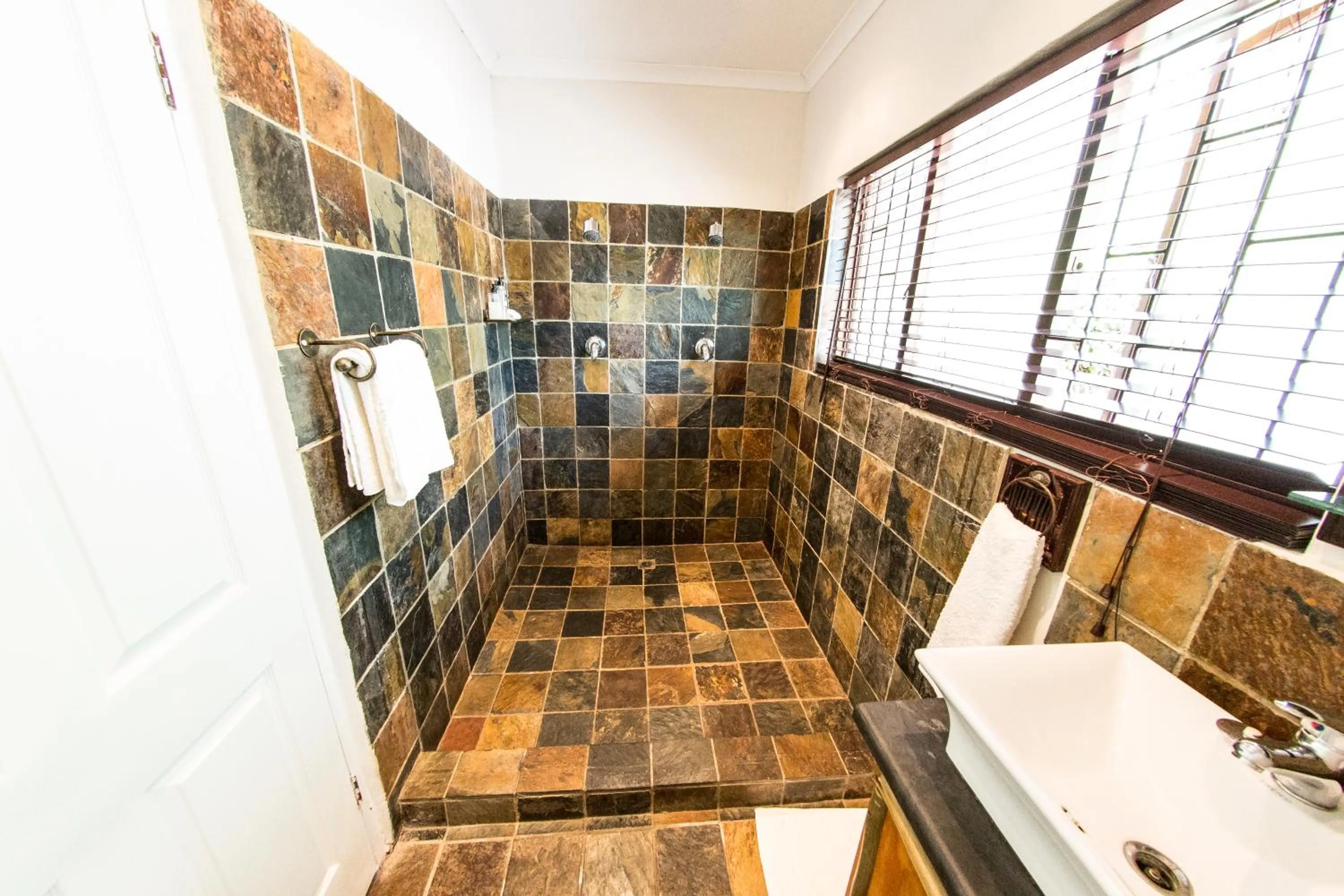 Shower in Fish Eagle Manor