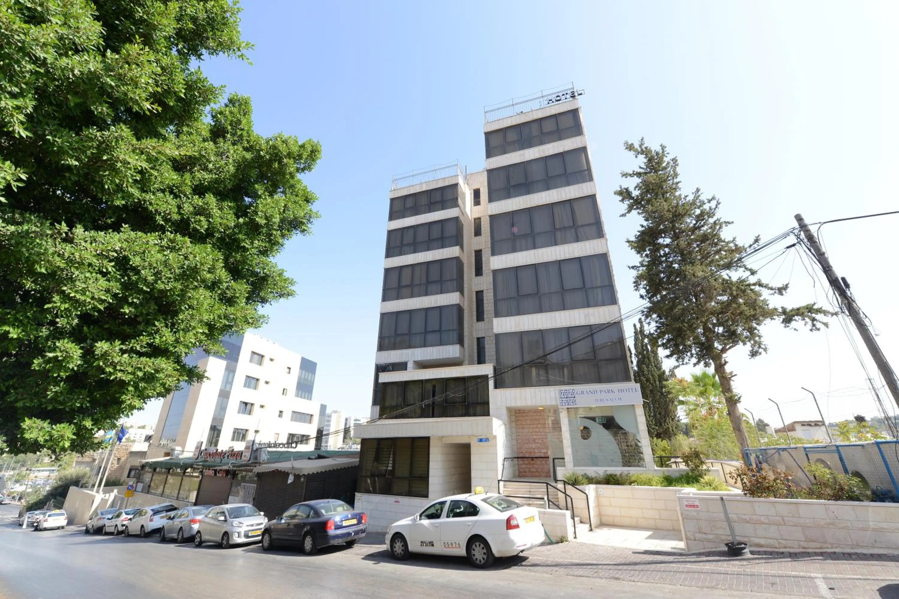 Facade/entrance in Grand Park Hotel Jerusalem