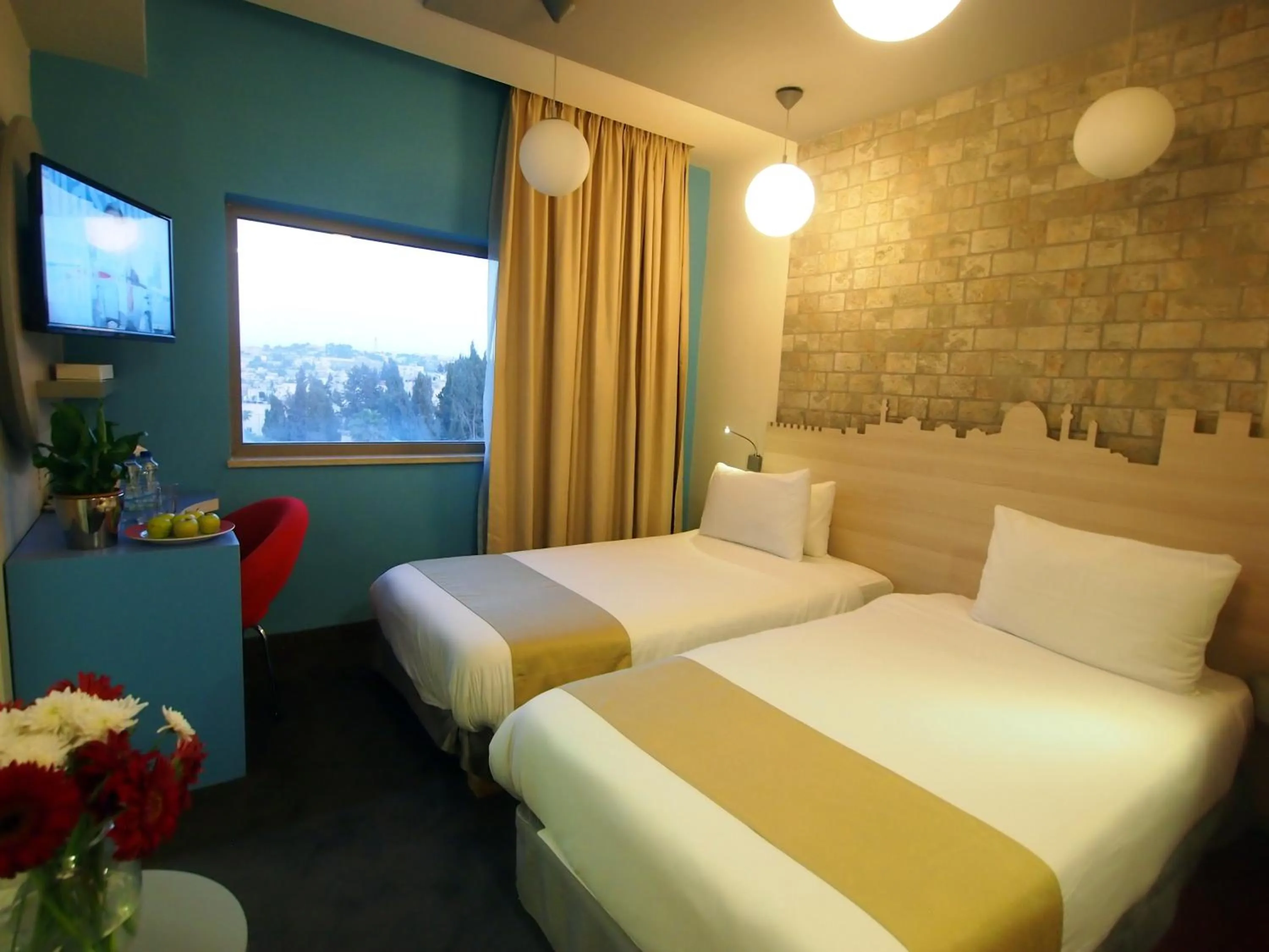 Photo of the whole room, Bed in Grand Park Hotel Jerusalem