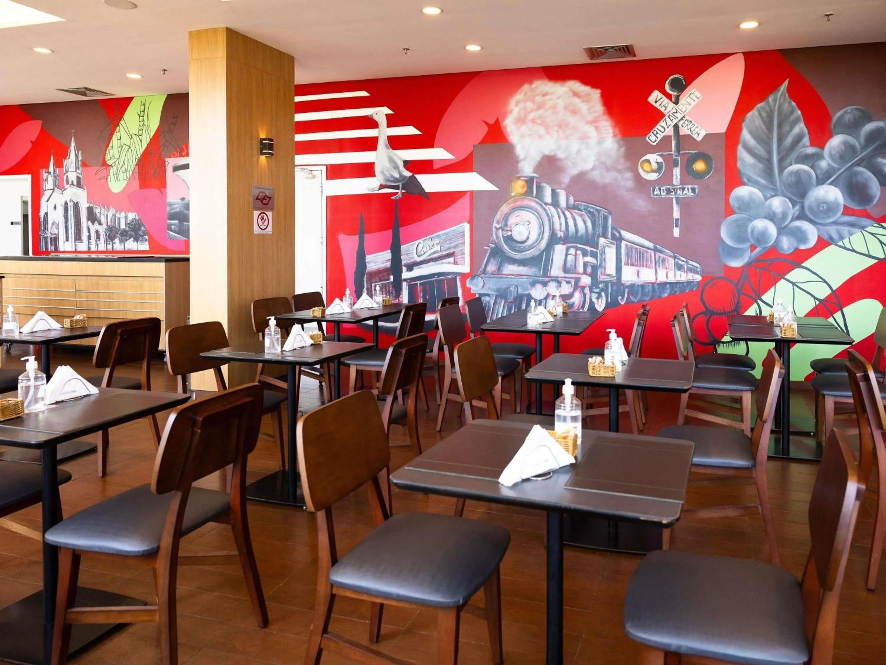 Restaurant/places to eat in ibis Ourinhos