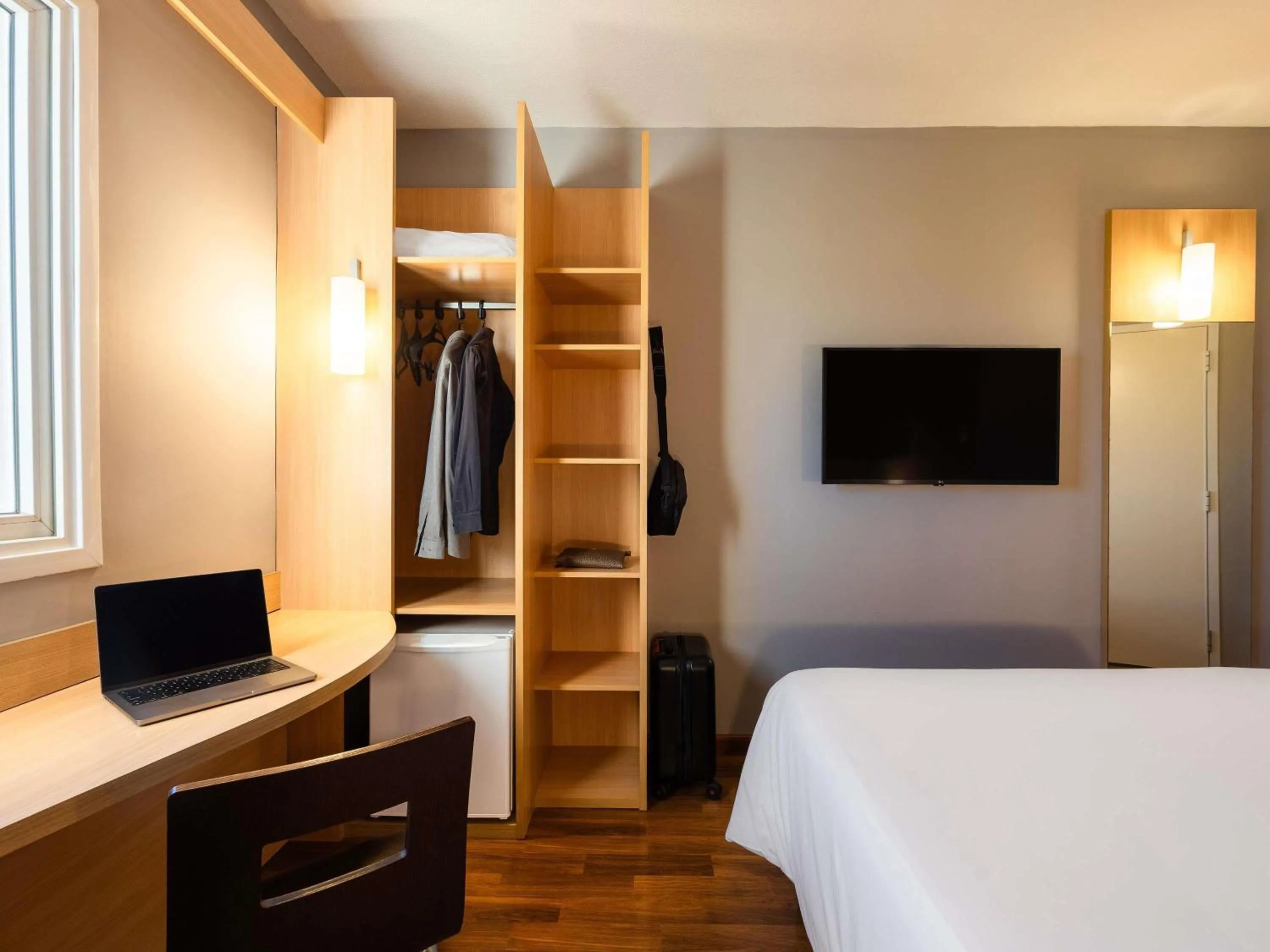 Bedroom, Bed in ibis Ourinhos