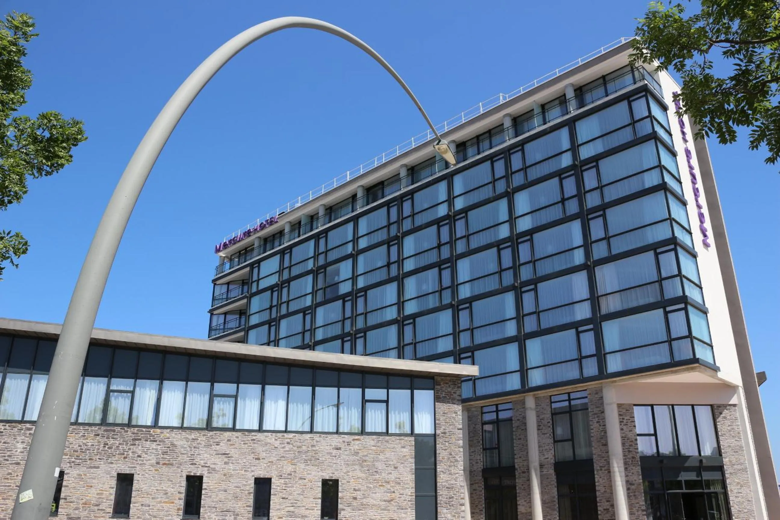 Property building in Mercure Cherbourg Centre Port