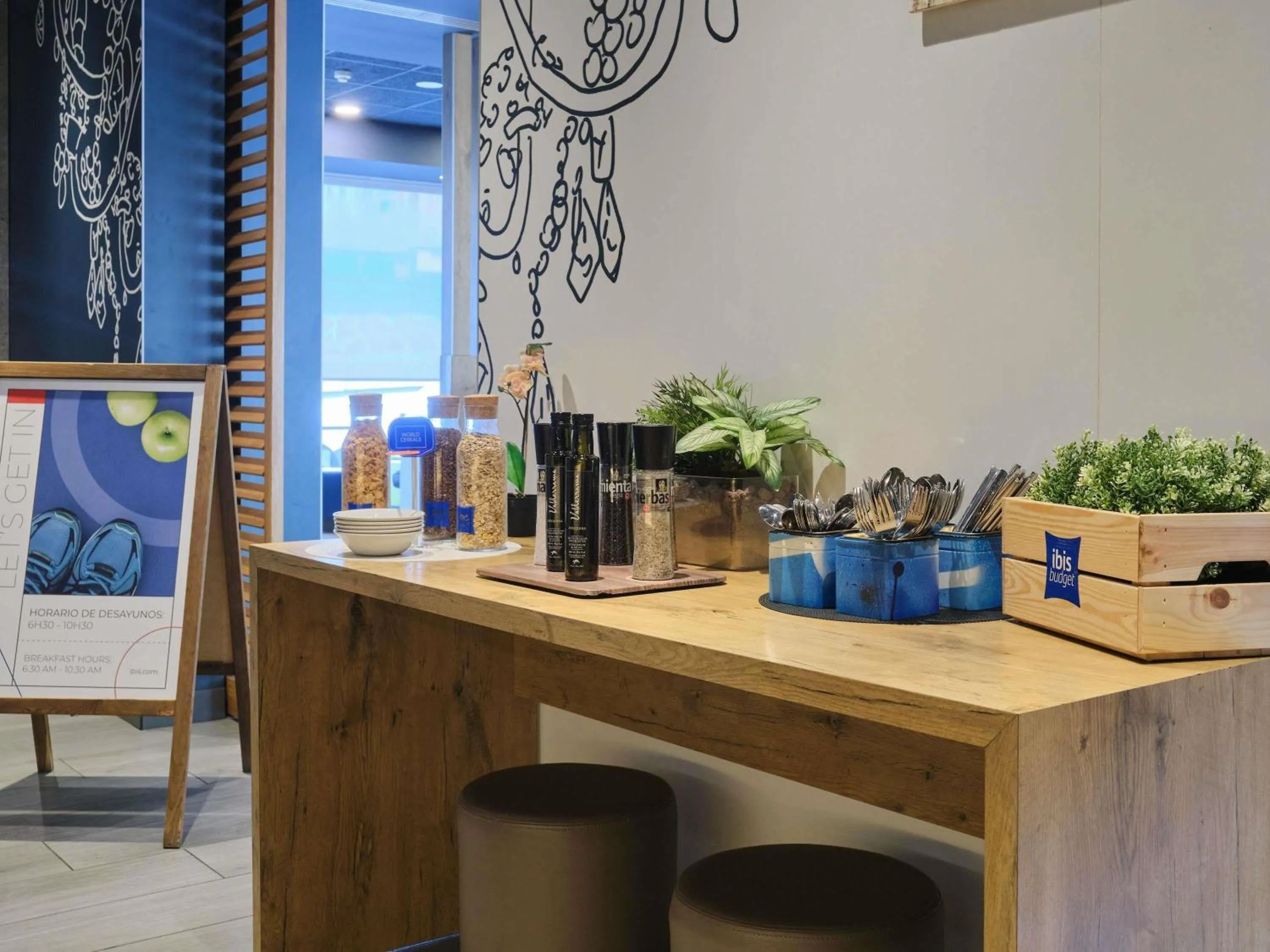 Breakfast in Ibis Budget Madrid Calle 30