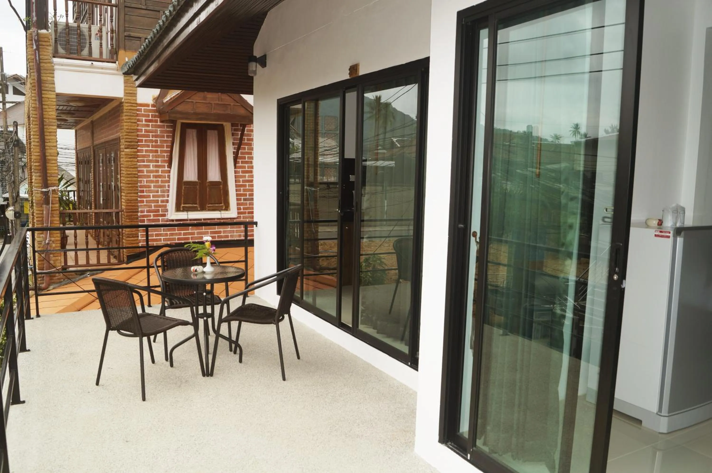 Day in The Seashore Kamala Service Apartment