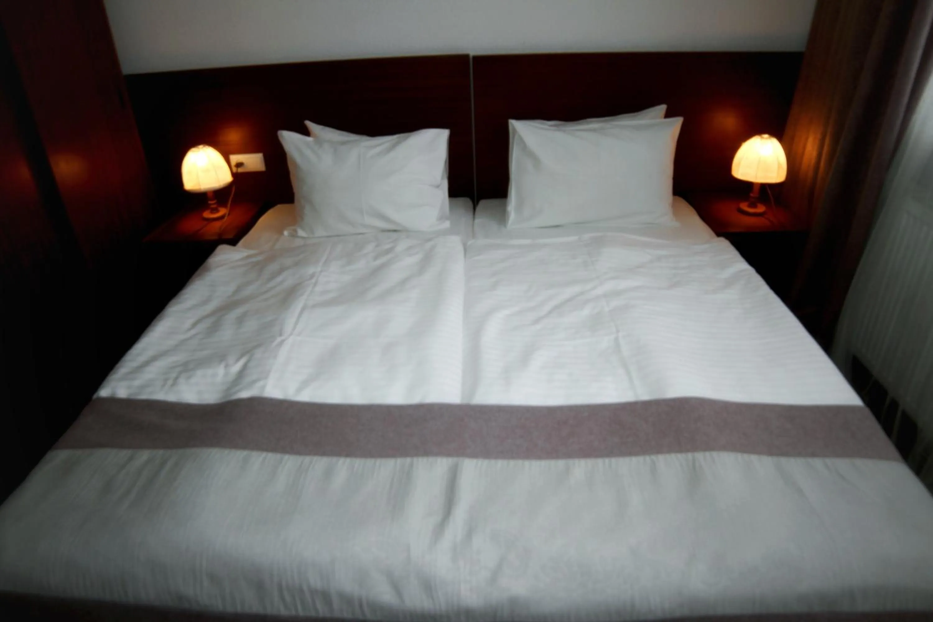 Shower, Bed in Hotel Club-2100