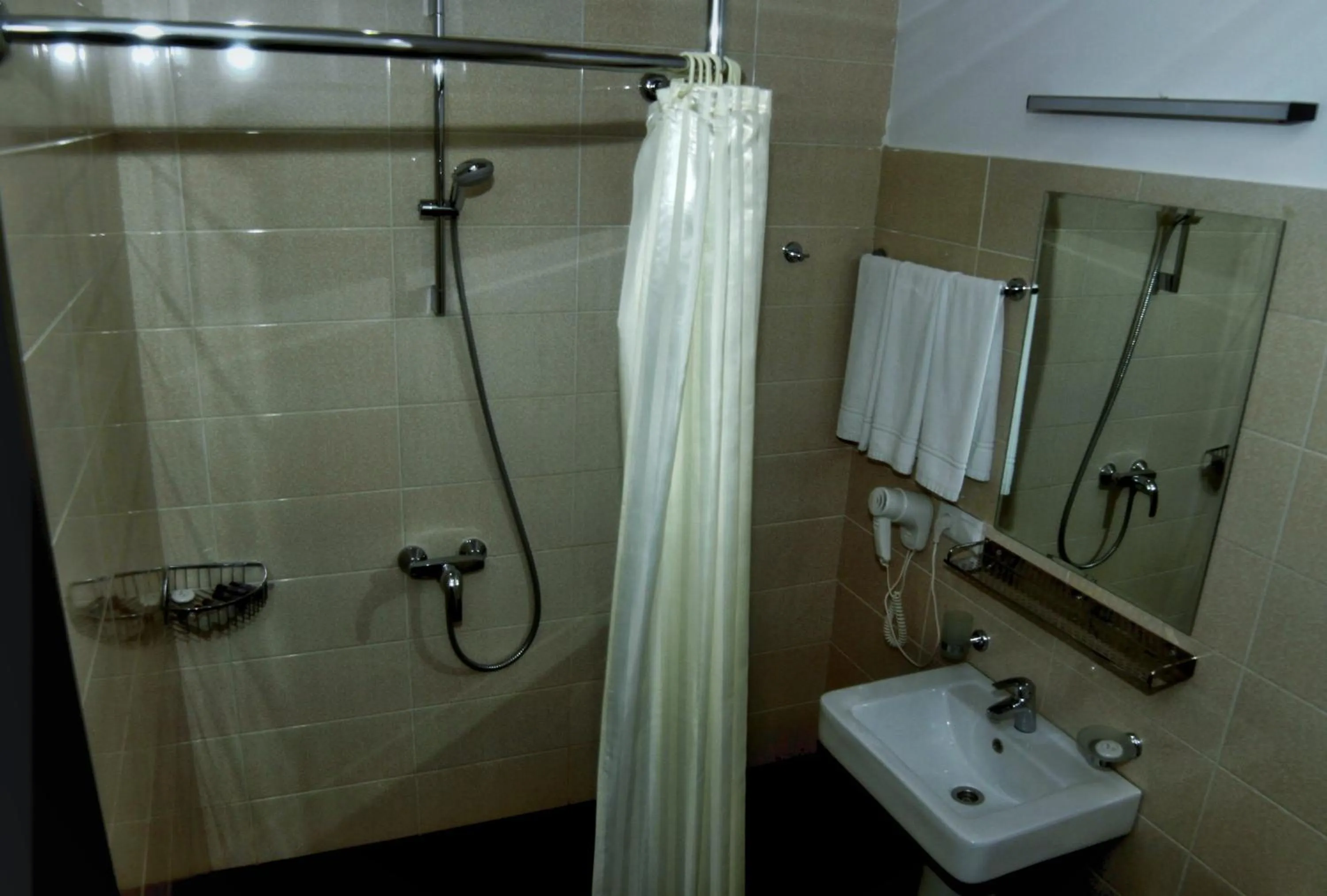 Bathroom in Hotel Club-2100