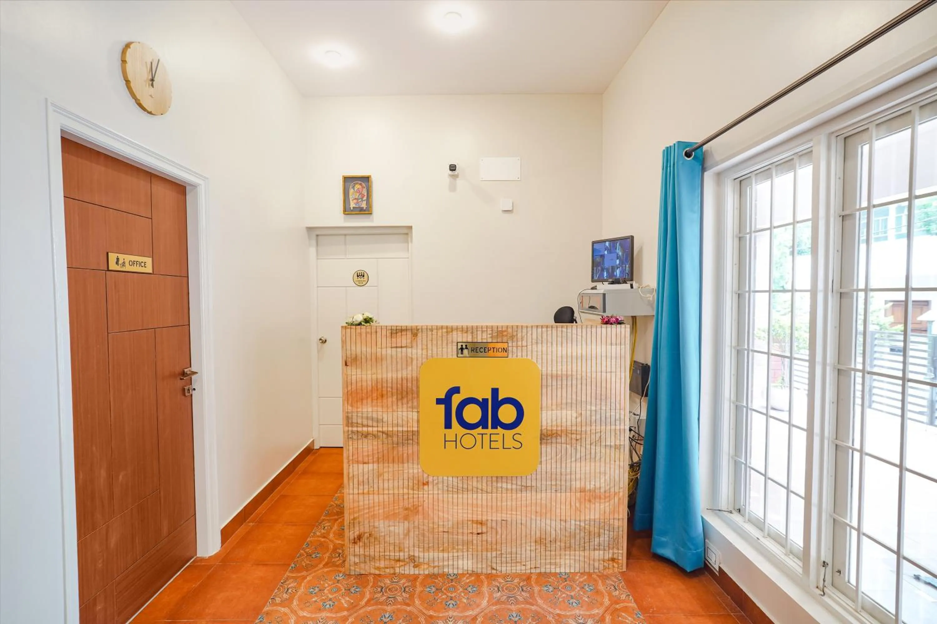 Lobby or reception in FabHotel Bougainvillea Suites - Horamavu