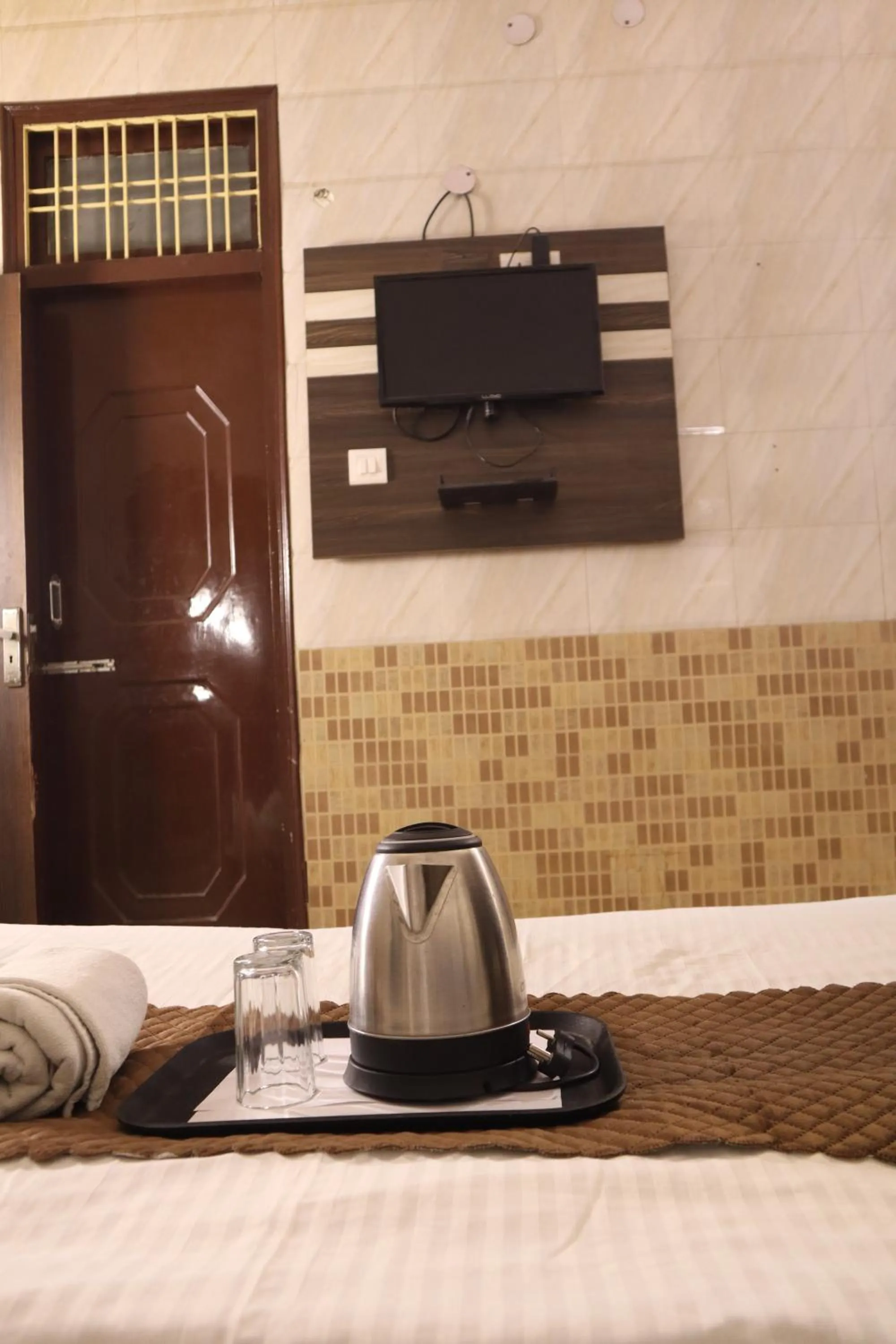 TV and multimedia, Bed in PR Palace