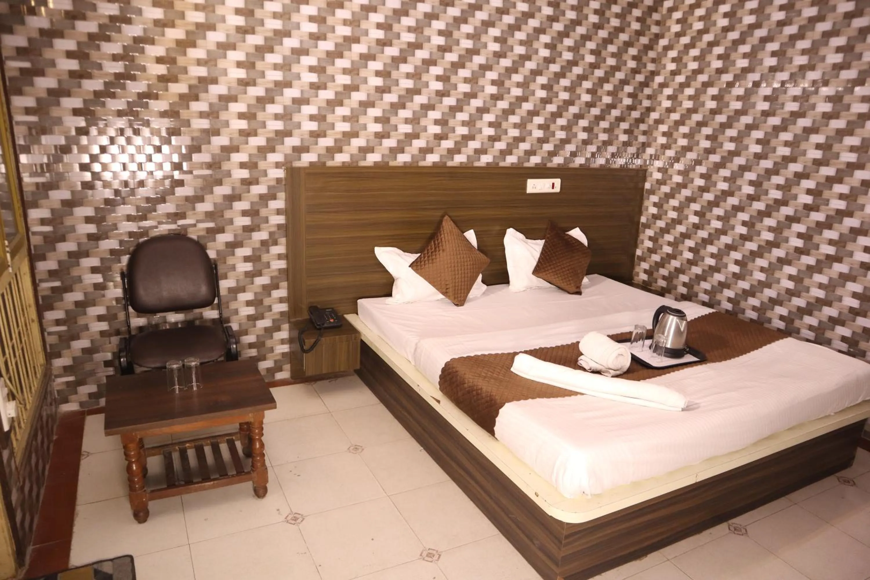 Bedroom, Bed in PR Palace