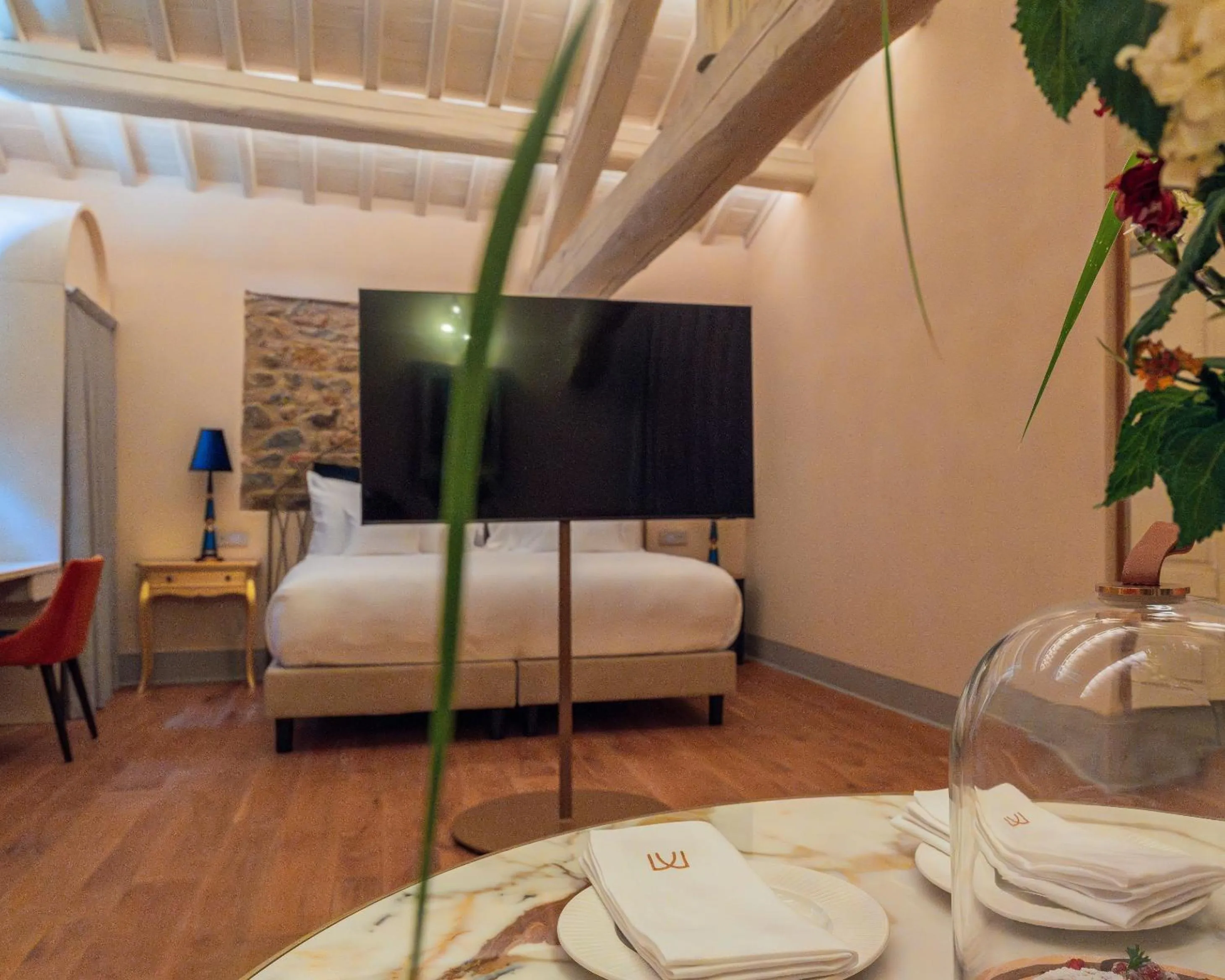 TV and multimedia, Bed in La Monastica Resort & Spa