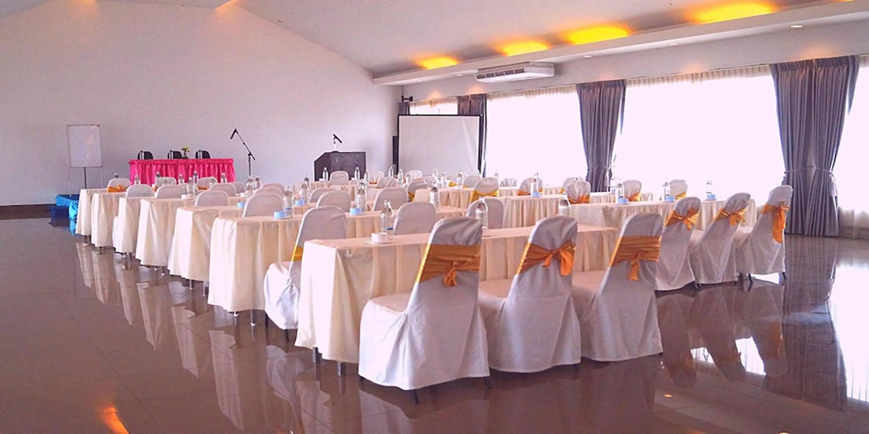 Banquet/Function facilities in Gazebo Resort Pattaya