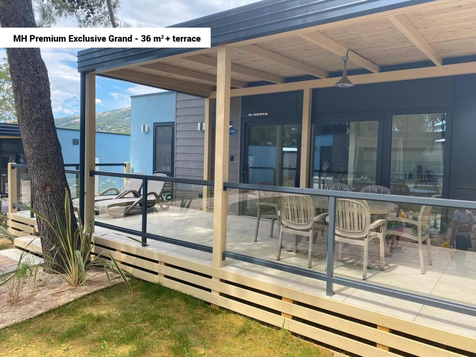 Property building in Victoria Mobilehome in Padova Premium Camping Resort