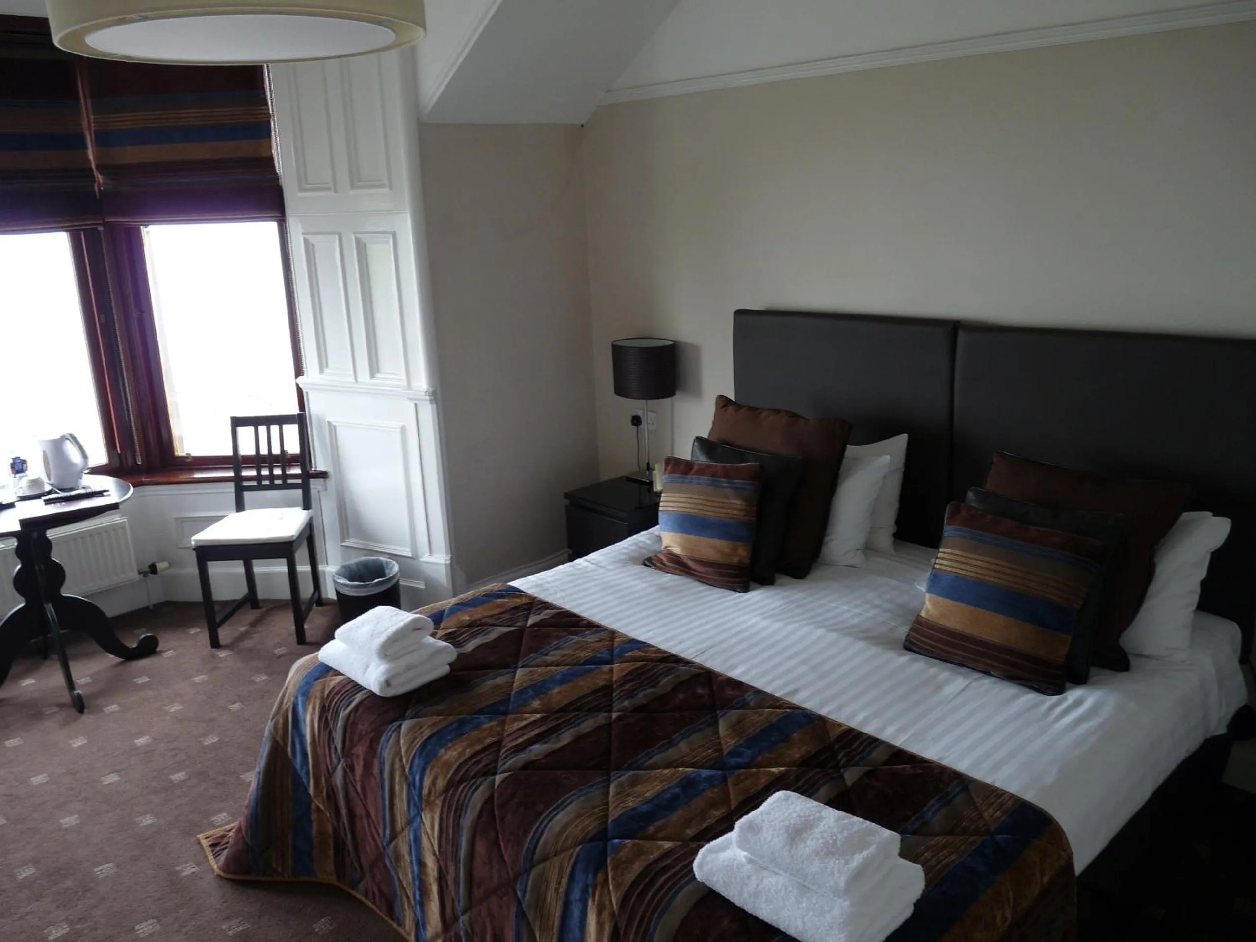 Bedroom, Bed in The Spinnaker Hotel