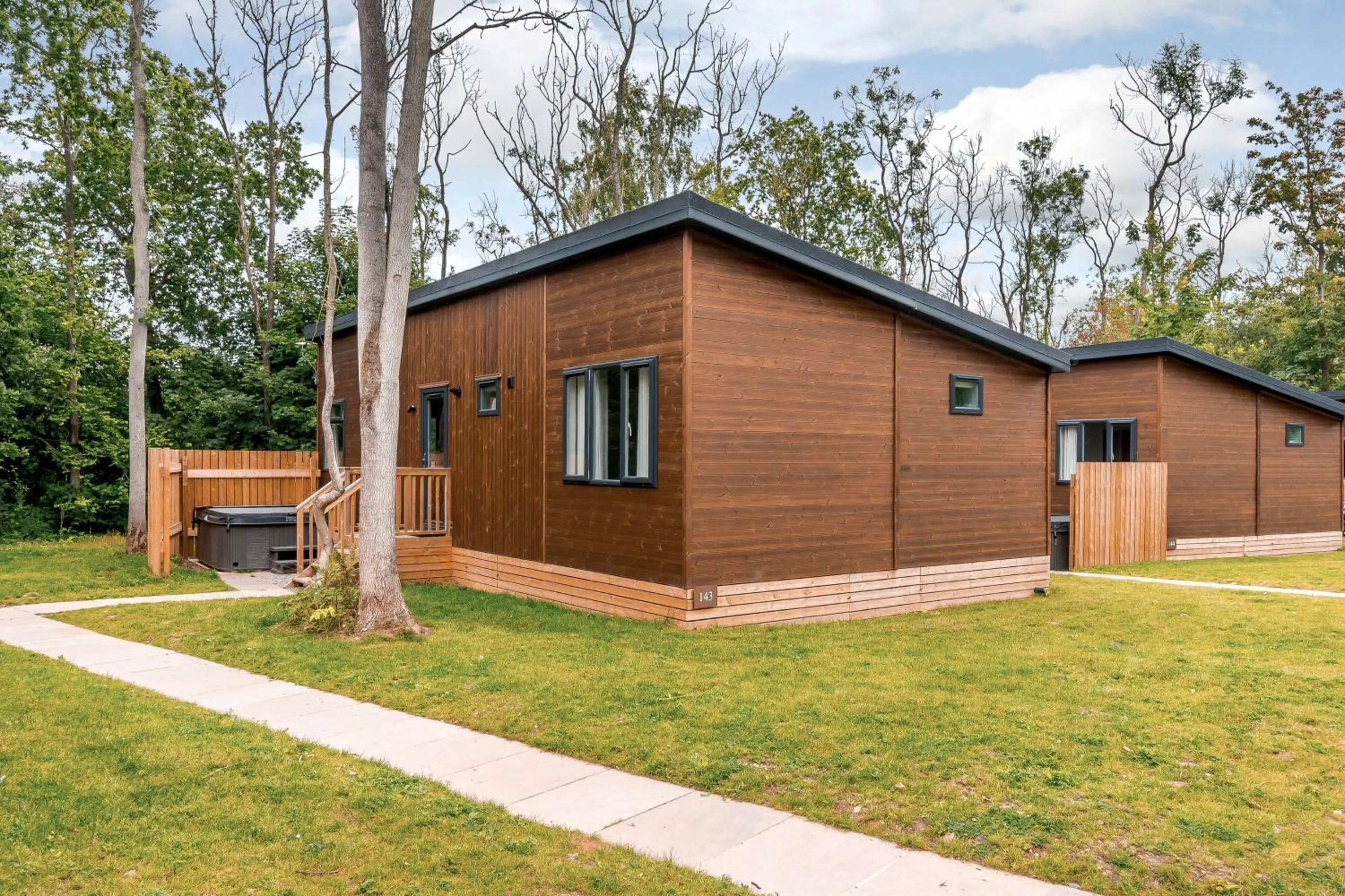 One-Bedroom Cabin with Double Bed - Non-Smoking in Best Western Plus Kenwick Park Hotel