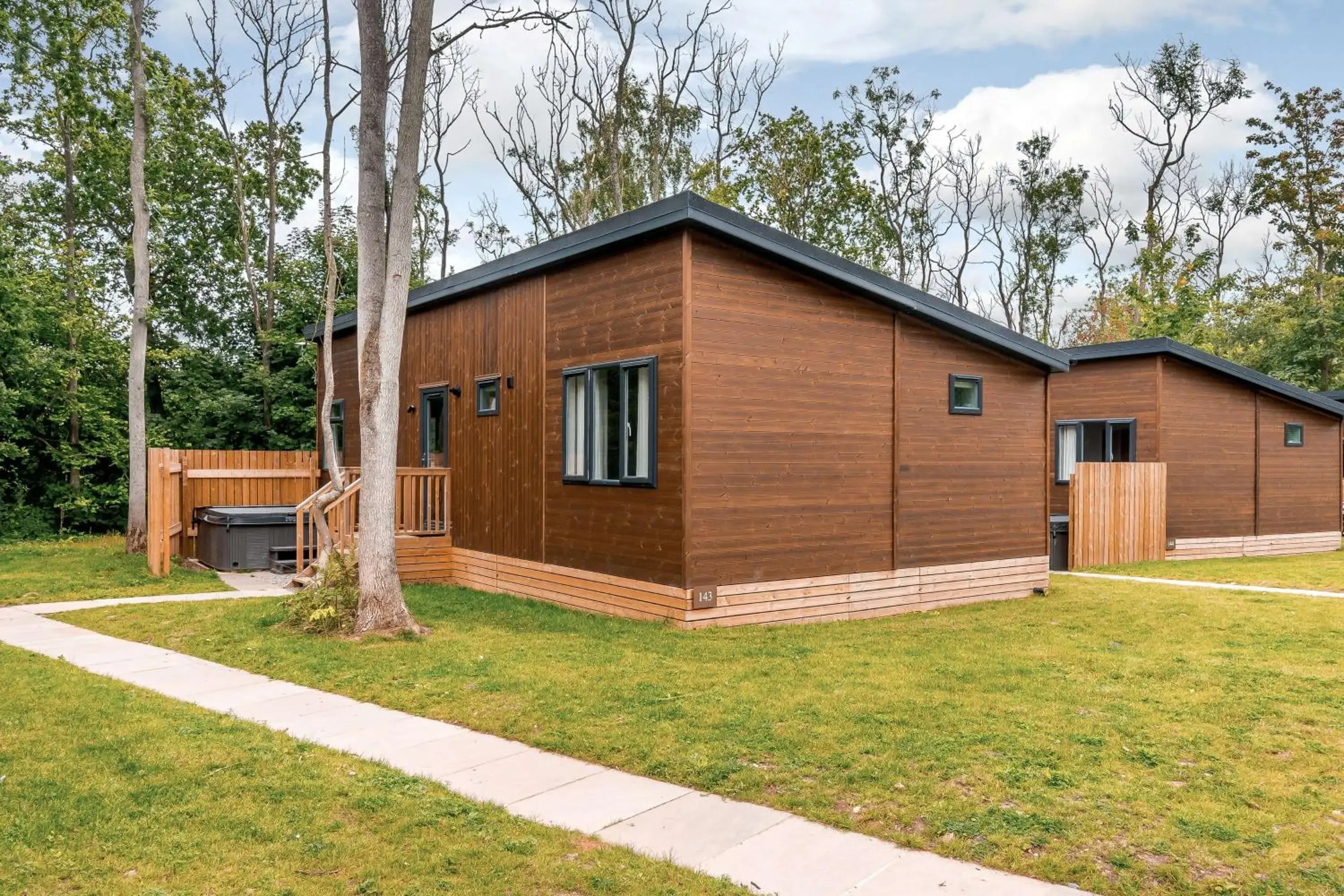 One-Bedroom Cabin with Double Bed - Non-Smoking in Best Western Plus Kenwick Park Hotel One-Bedroom Cabin with Double Bed - Non-Smoking in Best Western Plus Kenwick Park Hotel