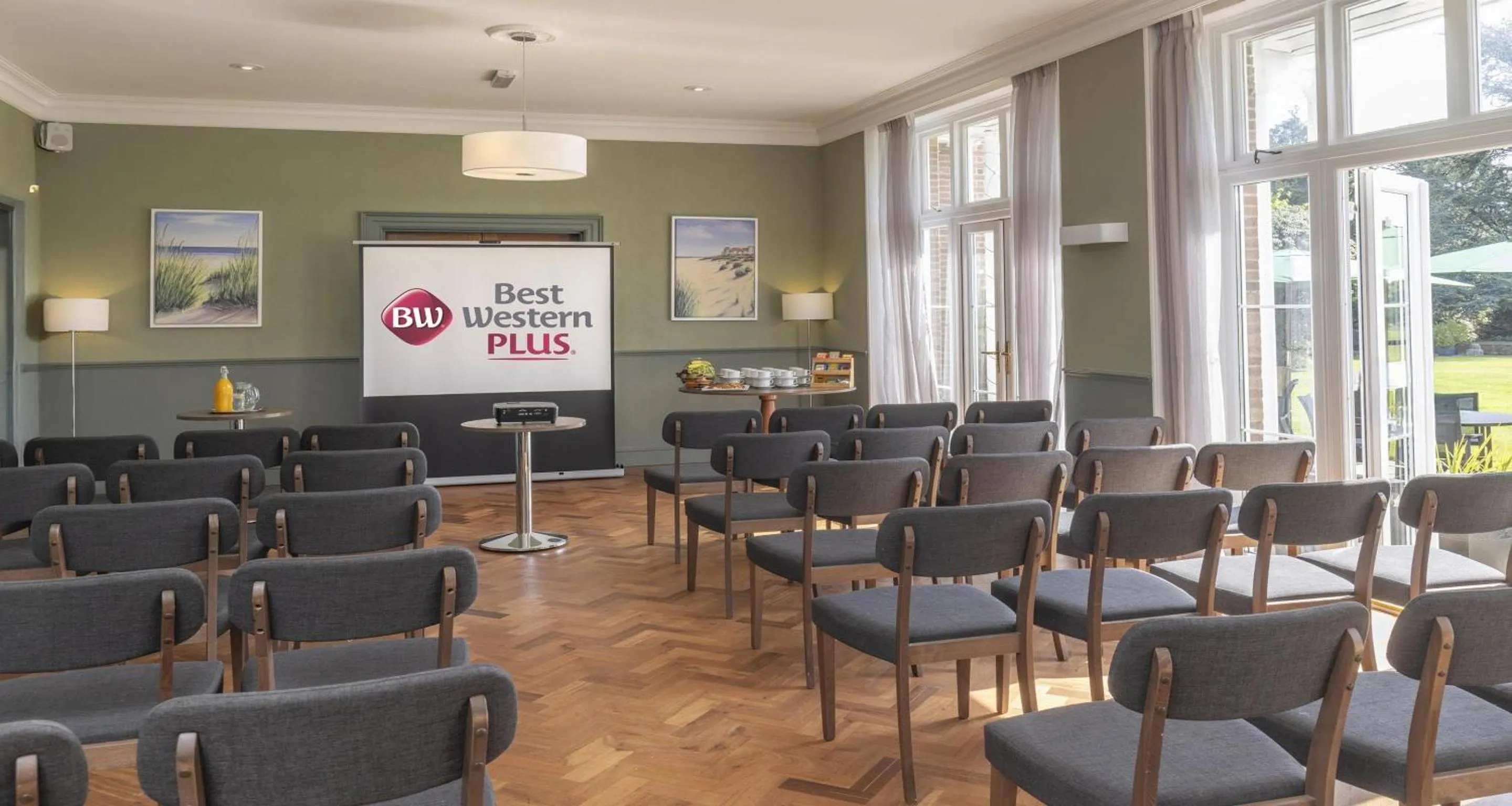Meeting/conference room in Best Western Plus Kenwick Park Hotel