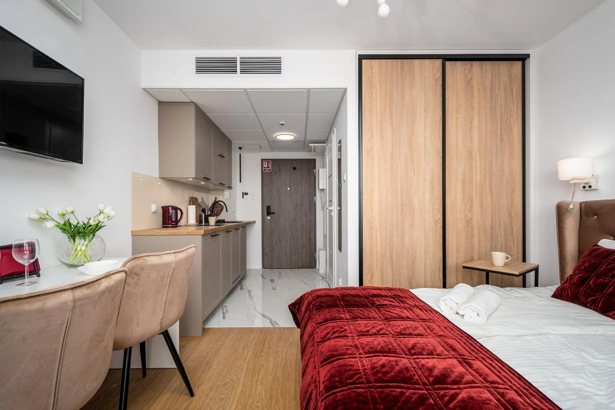 Kitchen or kitchenette, Bed in Pileckiego Residence