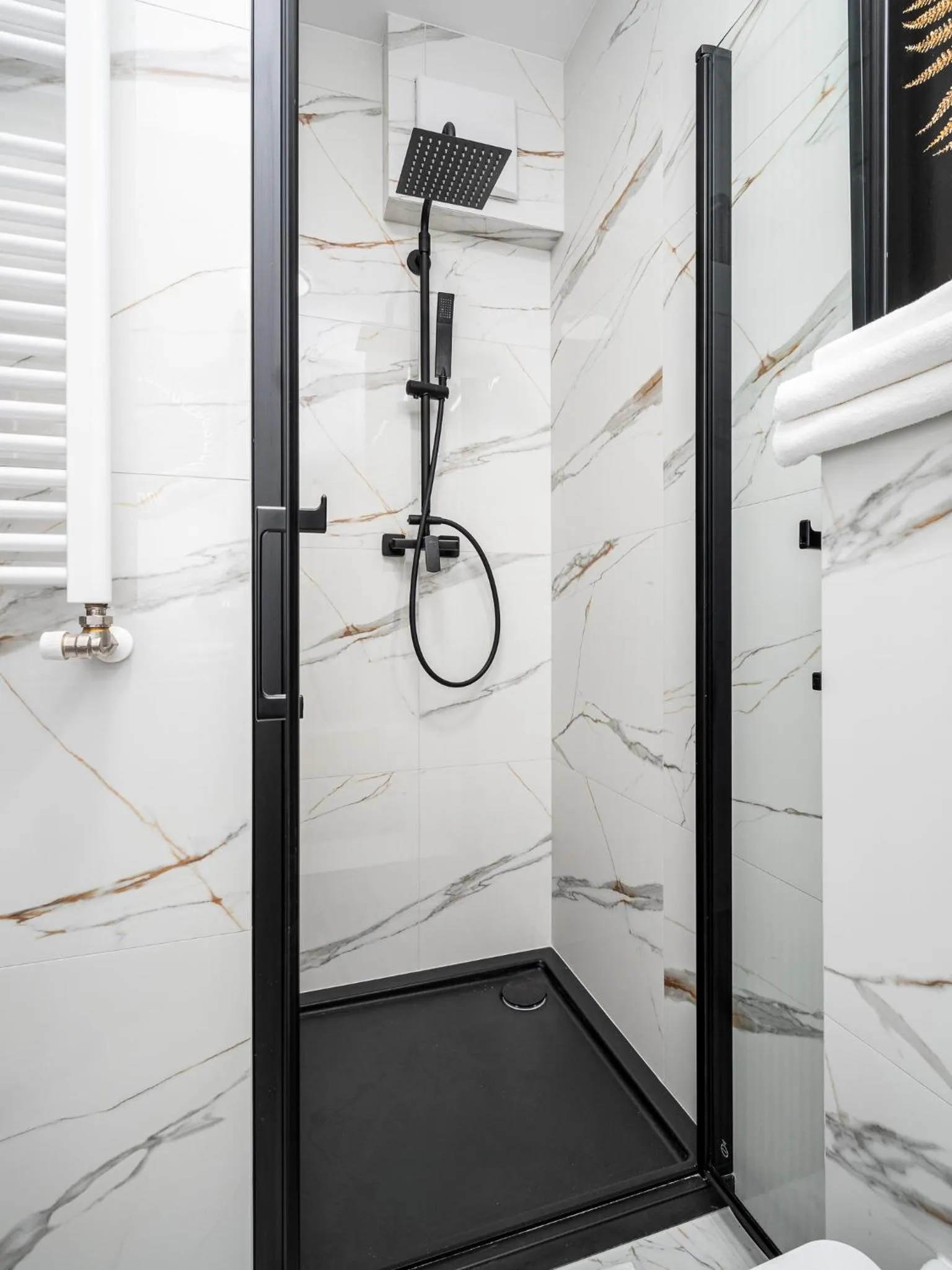 Shower in Pileckiego Residence