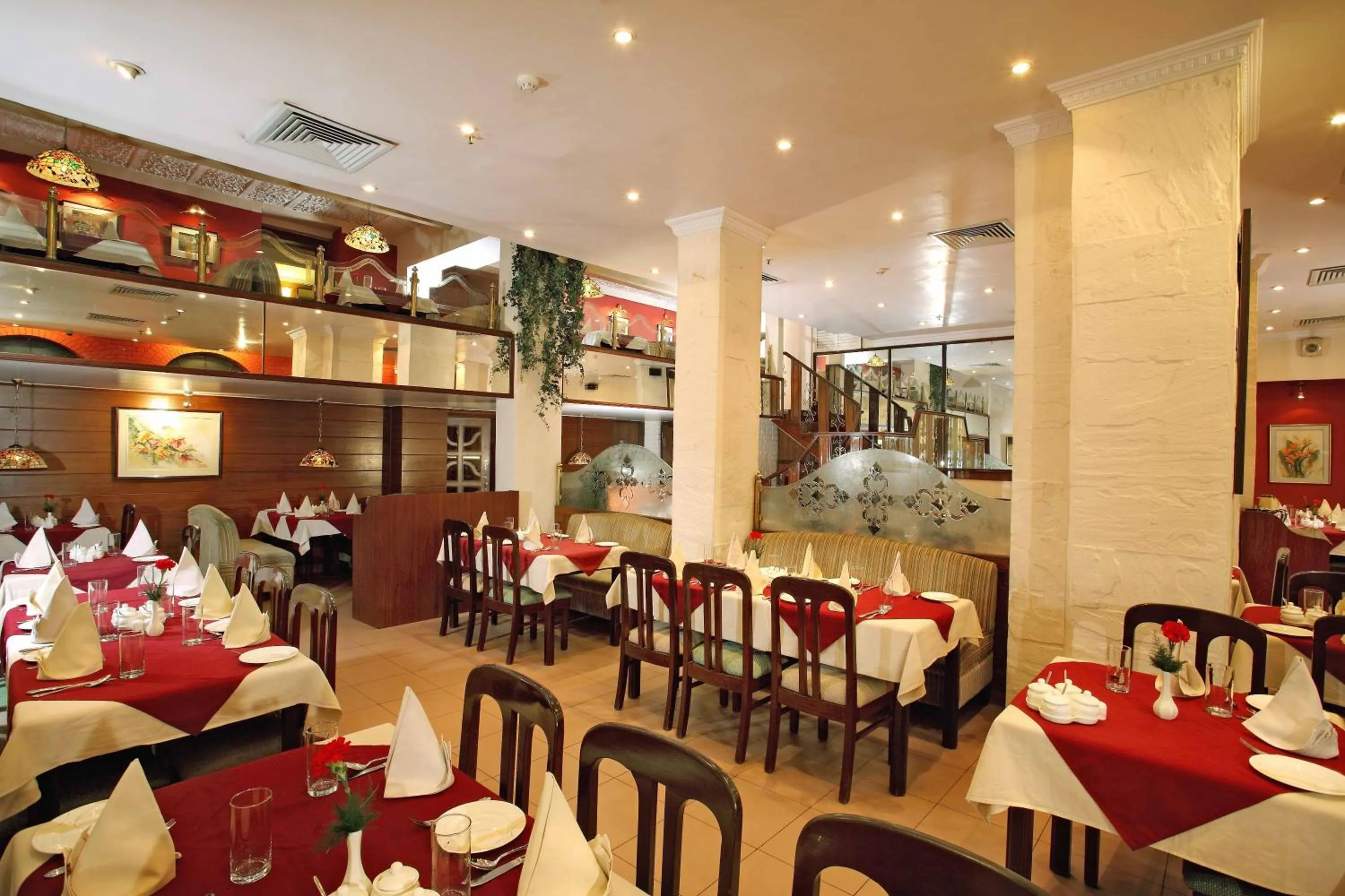 Restaurant/places to eat in The Astor