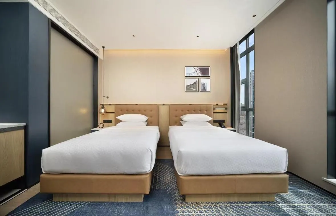 Bed in Four Points by Sheraton Chengdu, High-Tech Zone Exhibition Center