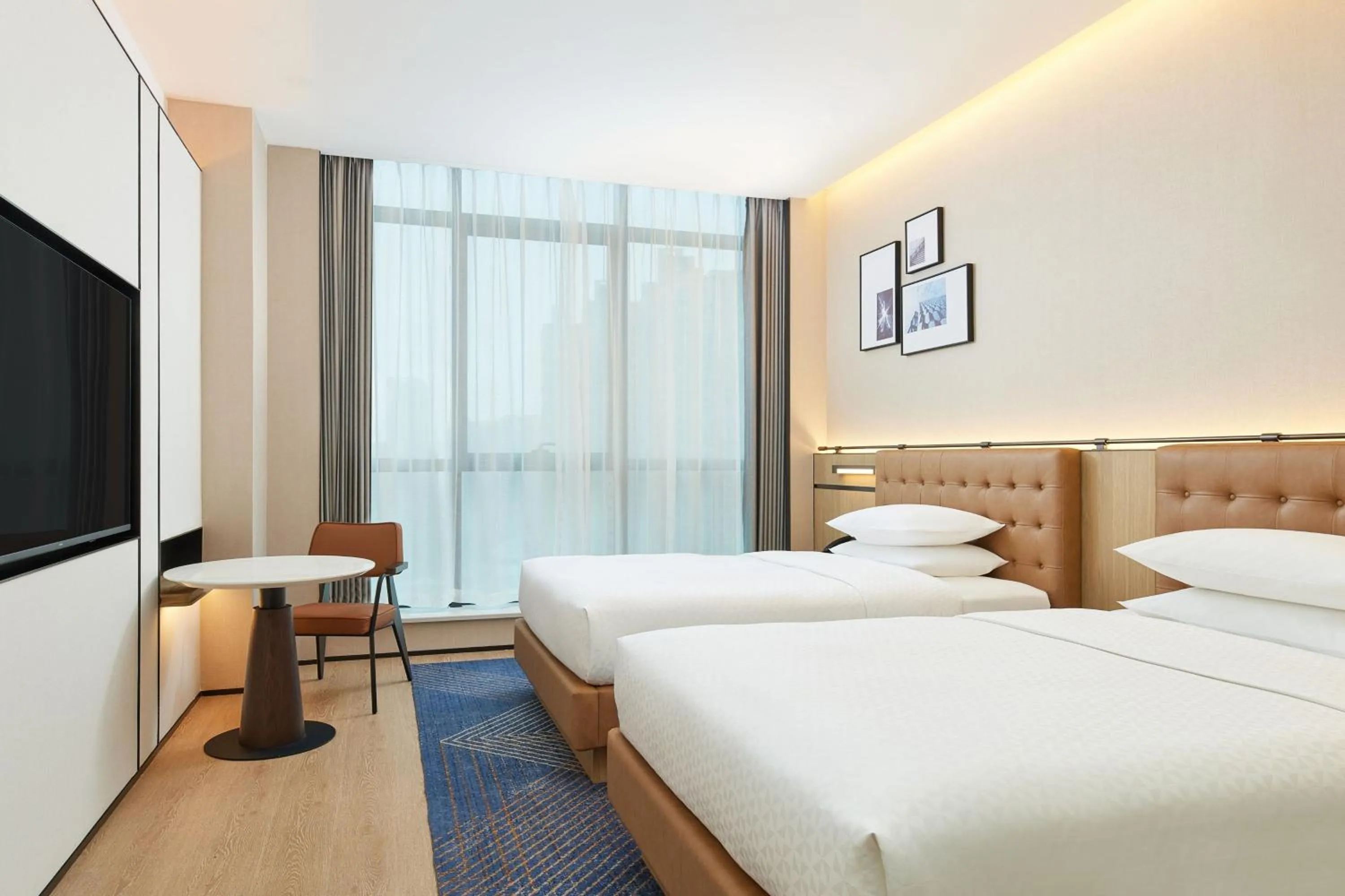 Photo of the whole room, Bed in Four Points by Sheraton Chengdu, High-Tech Zone Exhibition Center