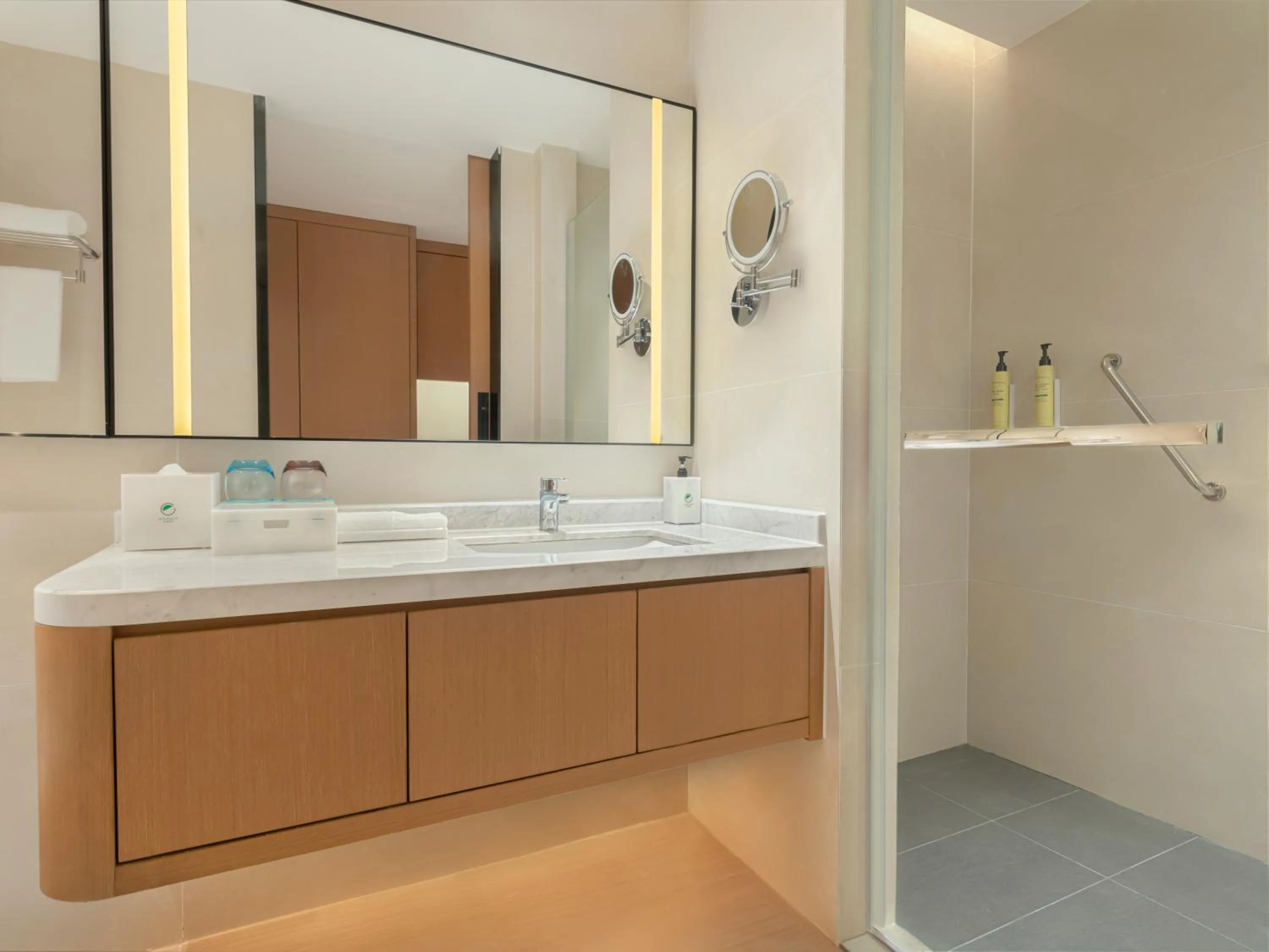 Toilet in Element Yangjiang Hailing Island